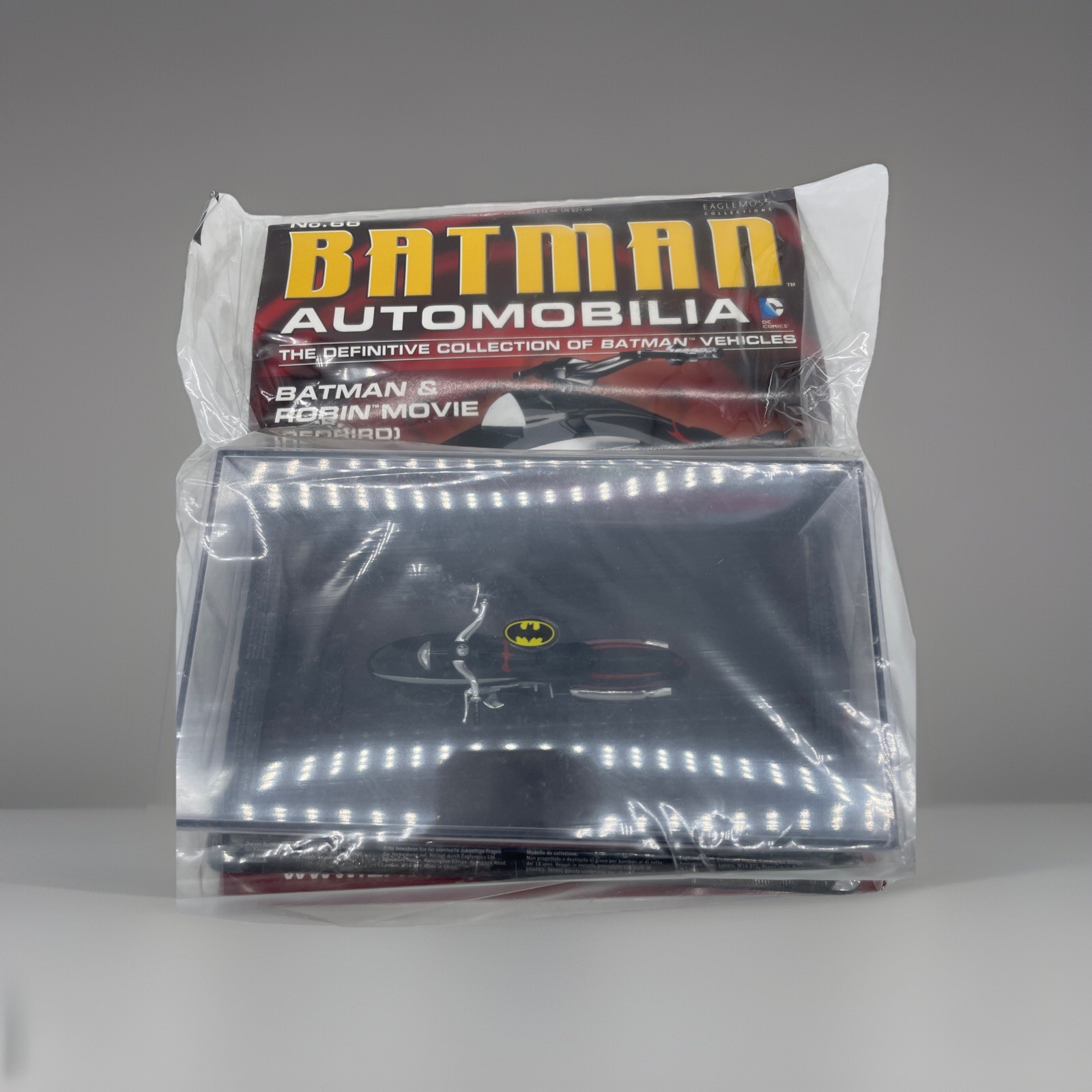 Eaglemoss Batman Automobilia No. 66 From Batman & Robin Movie Batcycle & Mag.