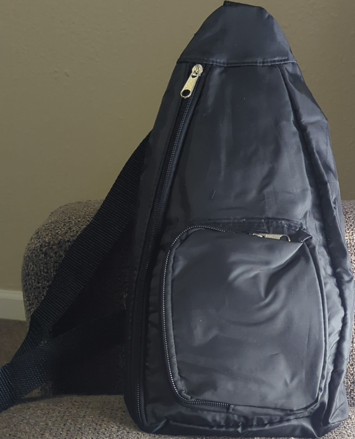 Crossbody Hiking Backpack Black Zip Buckle Closure 3 Pockets