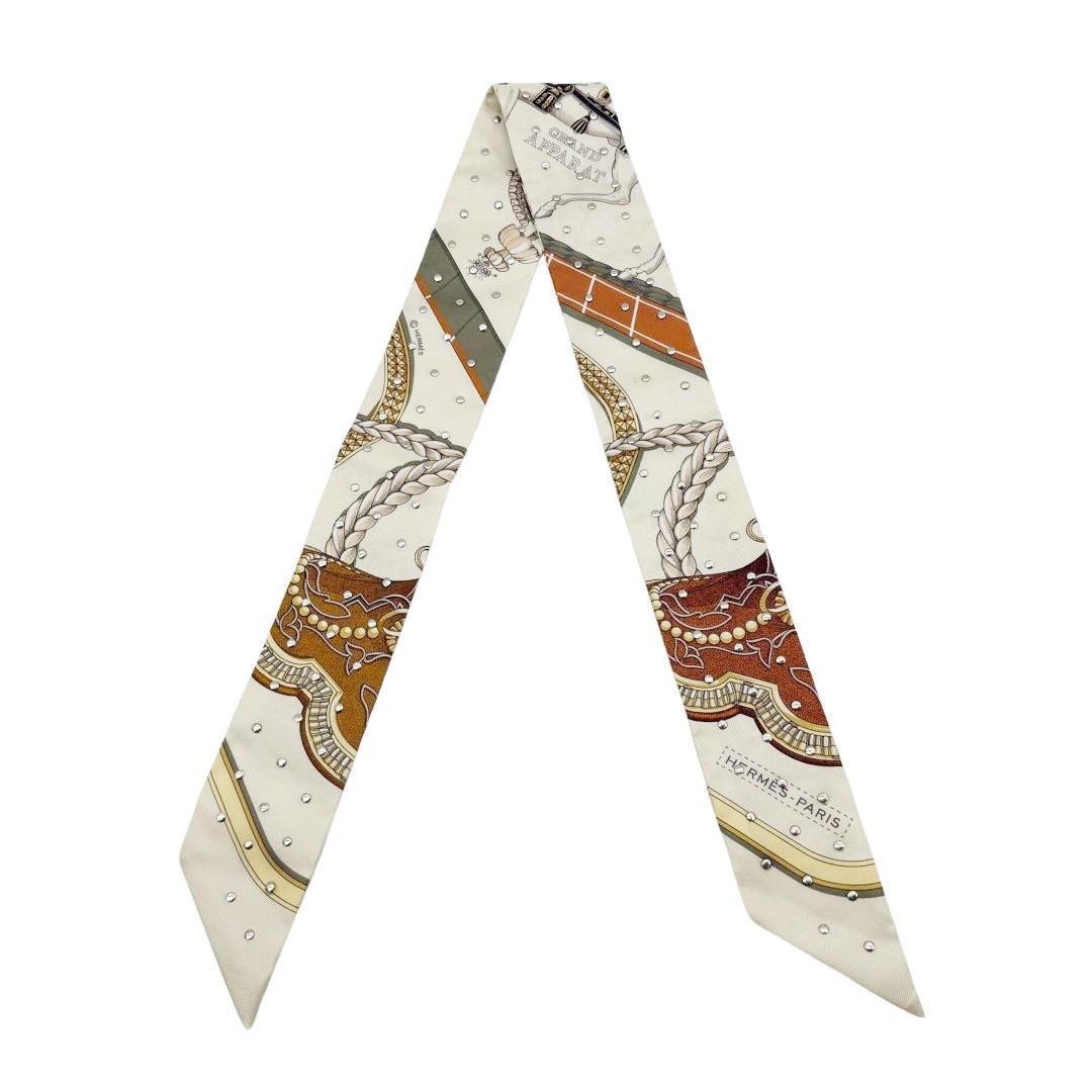 HERMES Scarf Twilly Gran Apala with Studs 5M44