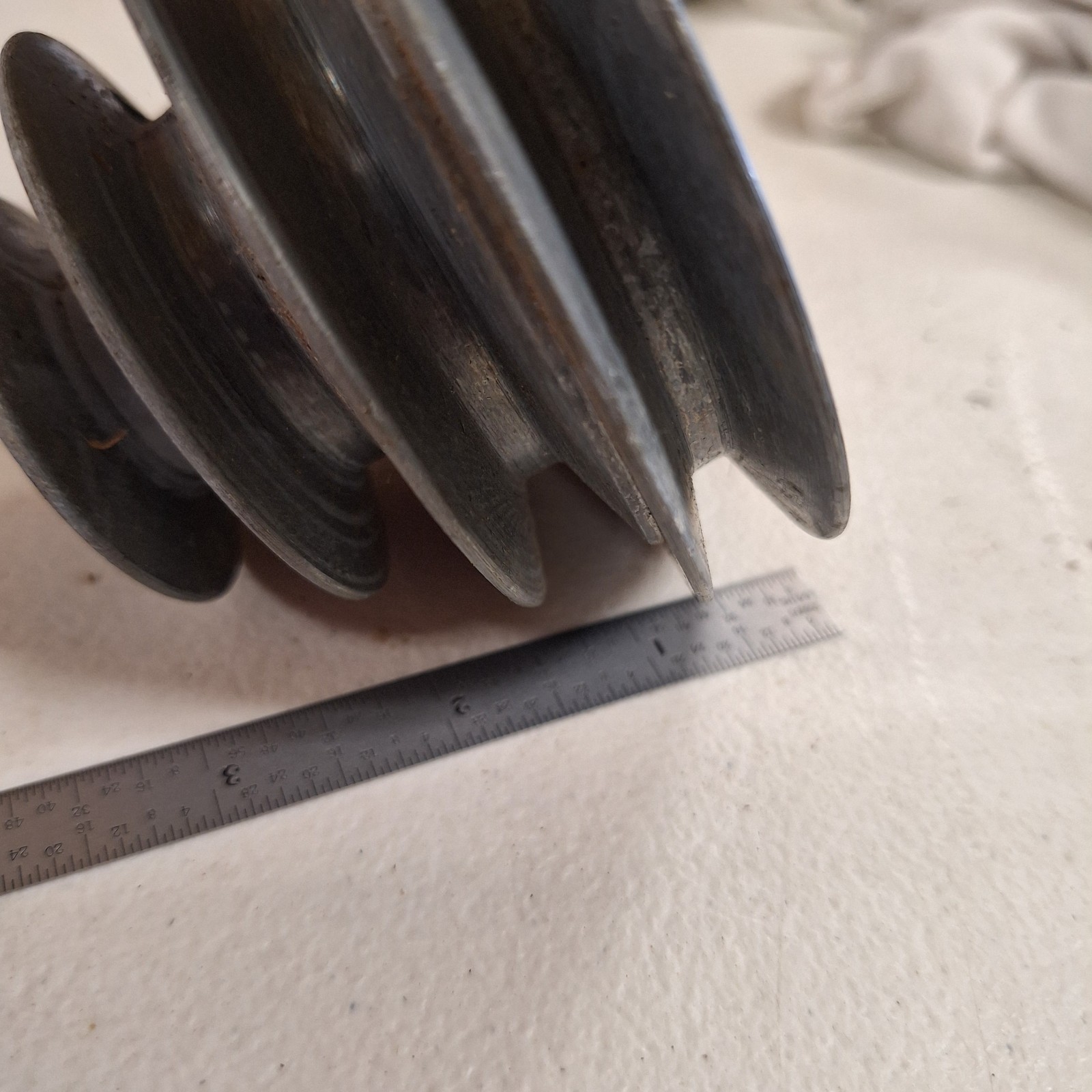 Congress -Browning or unlabeled 4 Belt Pulley - Silver