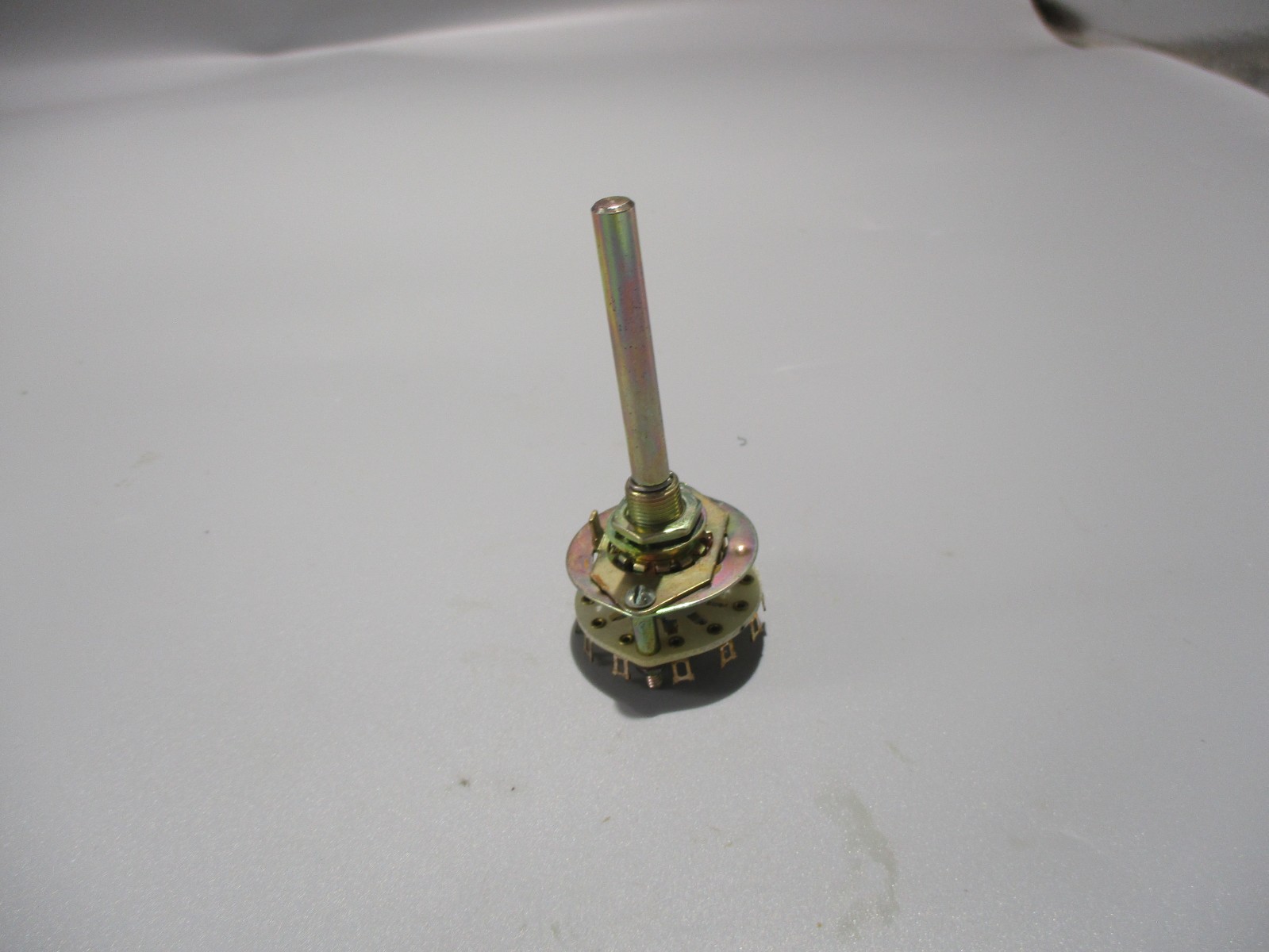 NEW ELECTROSWITCH D4G0205N ROTARY SWITCH 2POLE 5 POSITION