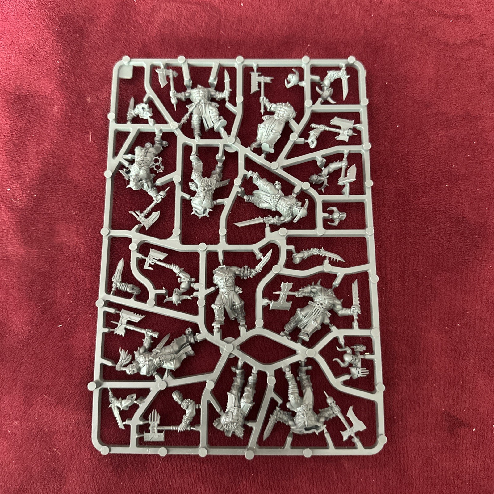 Warhammer Fantasy AoS: Blades of Khorne- 10 Bloodreavers (Plastic) B5091
