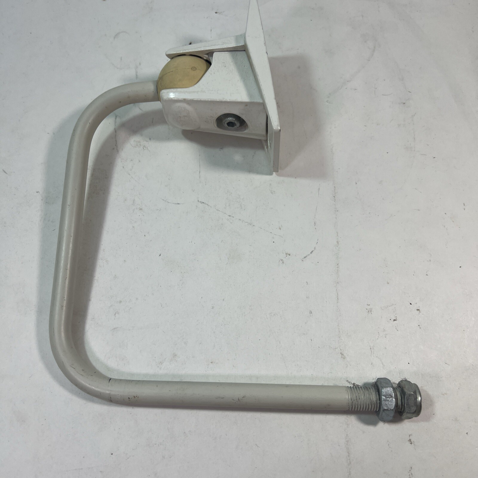 OmniMount Wall Mount Speaker Mount White
