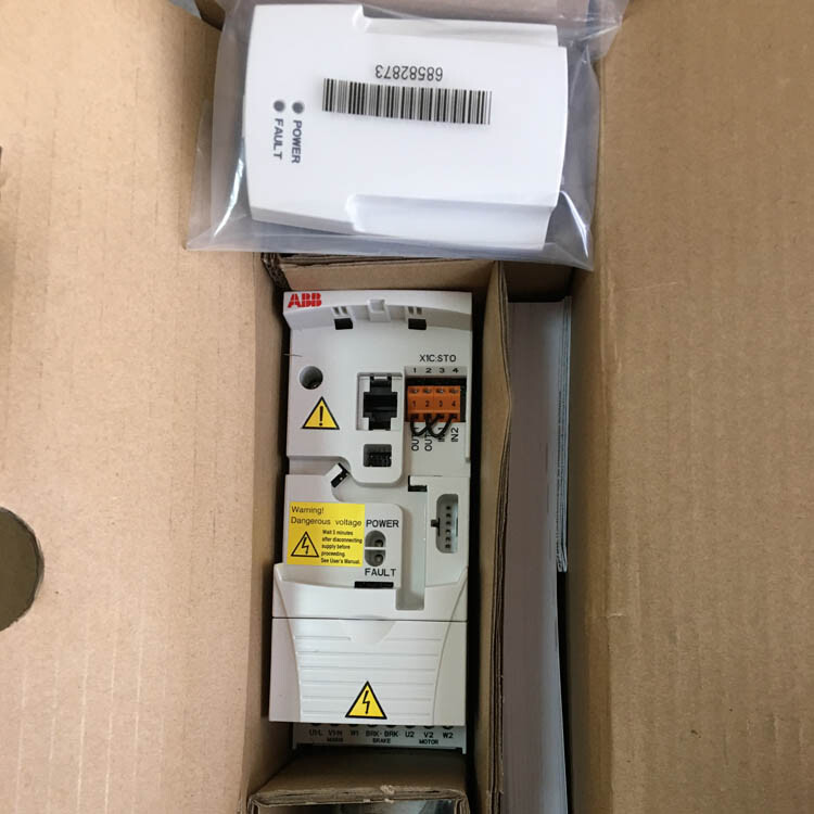 1 piece new abb Inverter ACS355-03E-04A1-4 3P AC380V~480V 1.5KW Free ship