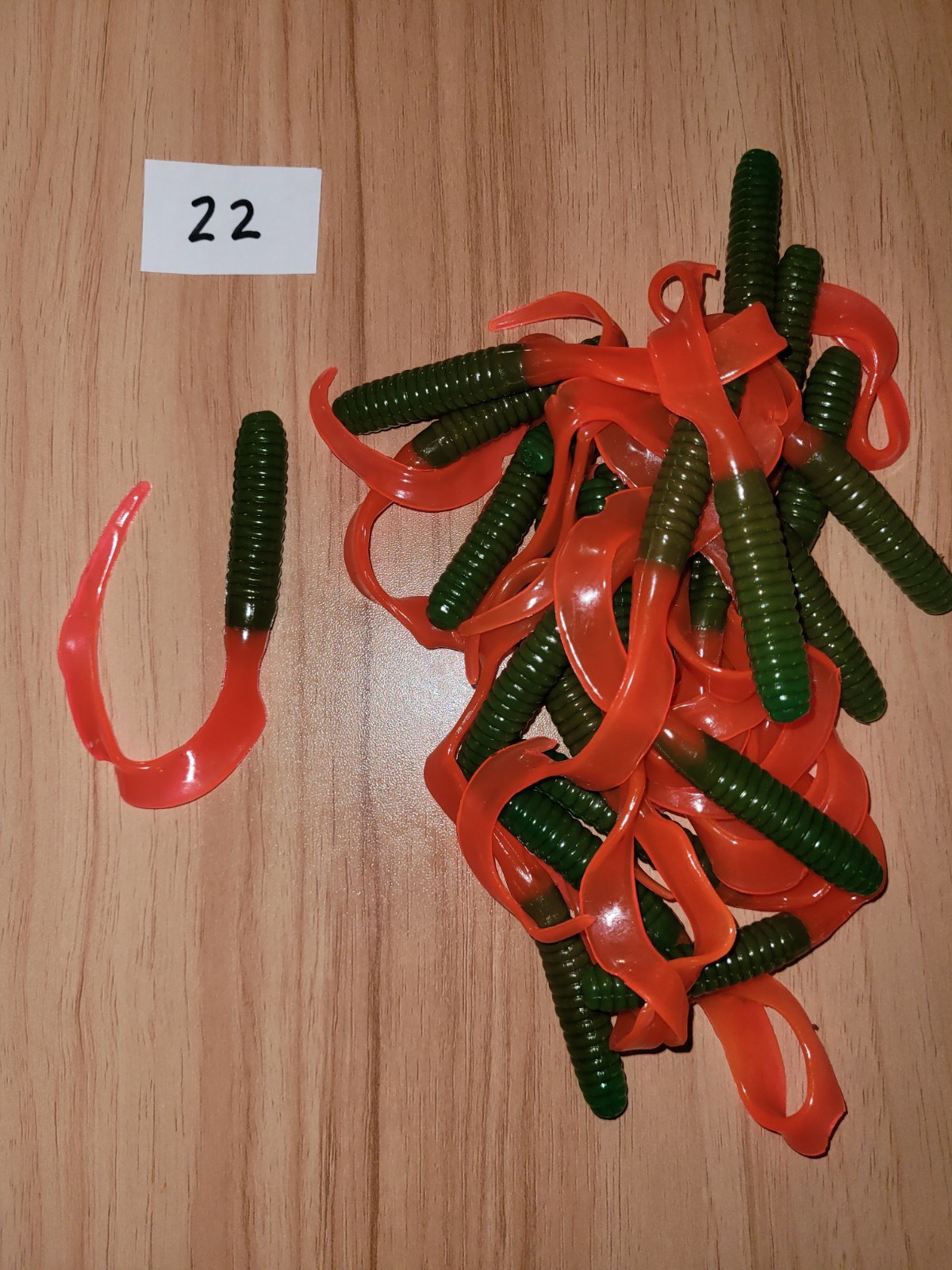 Item#22  24ct 6.5"Ribbon tail grub olive green/firetail, plastics, bait fishing