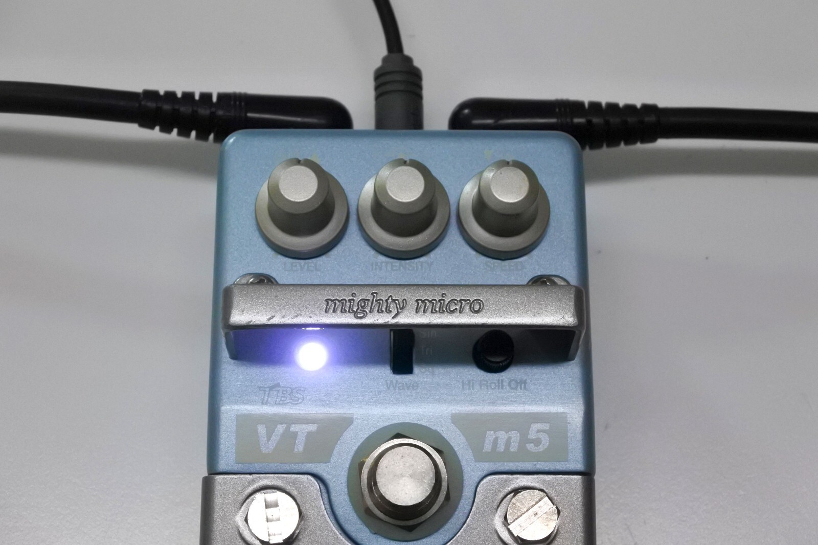 Guyatone VTm5 Veri Trem Tremolo Guitar Effects Pedal MIJ #2 DHL Express or EMS