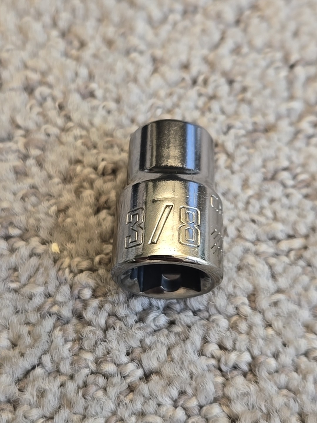 Craftsman CMMT43001 3/8" 6pt Socket 3/8" Drive  B17