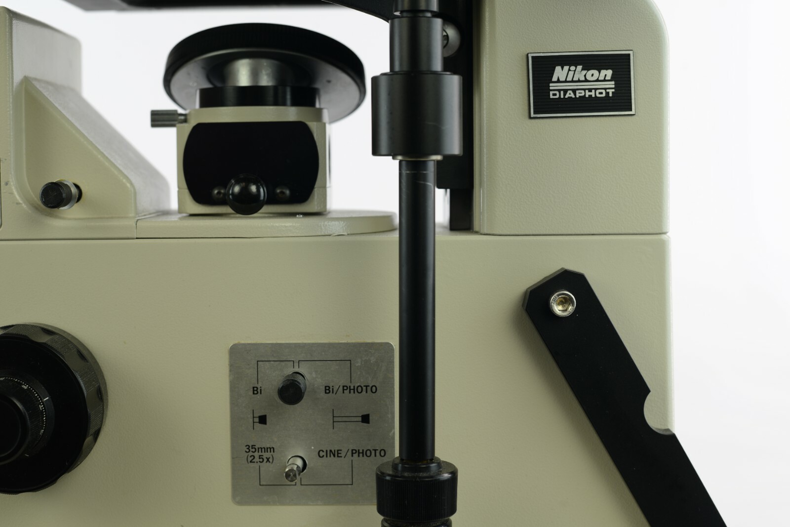 Nikon Diaphot Inverted Binocular Microscope - Phase Contrast 2 - TMD D 30/47