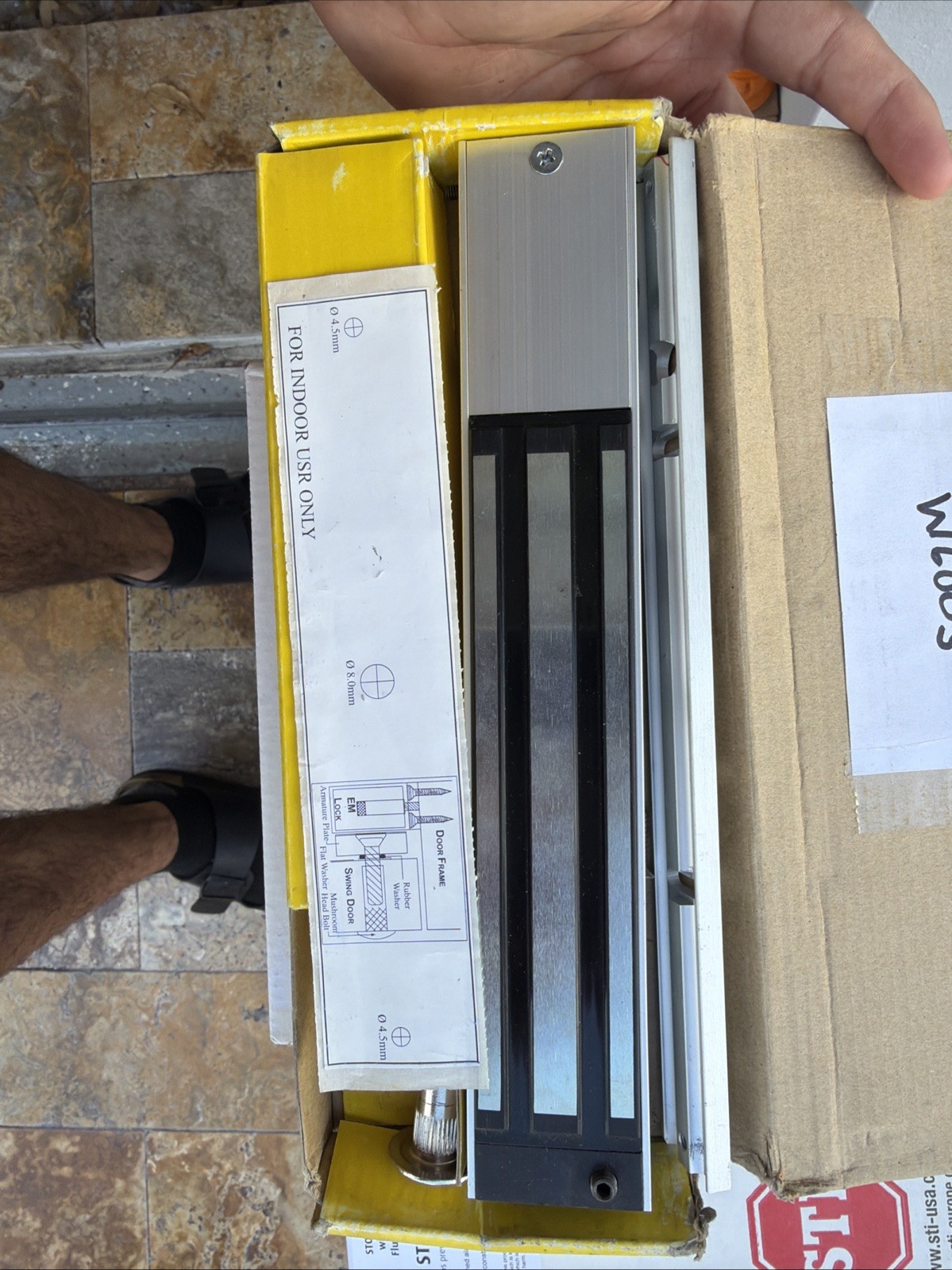 ASE Single Door 600 lb. HF 12VDC/24VDC Magnetic Door Lock  FAS-W600LSMAG