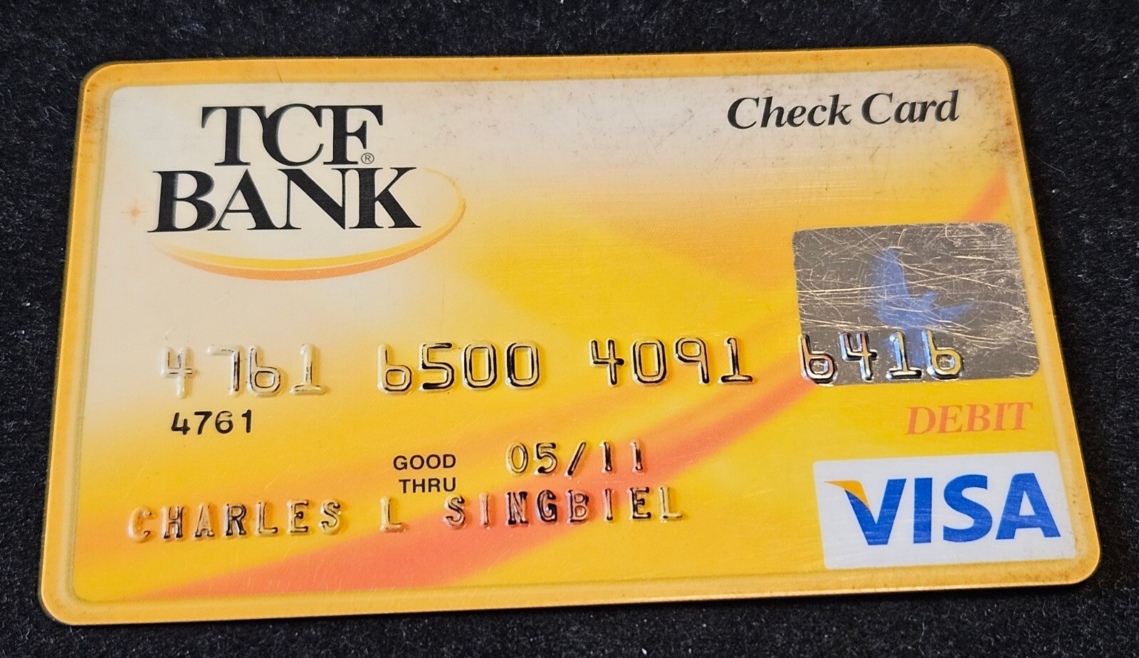 TCF BANK (Twin City Federal) Visa Debit Charge Card ~Exp 2011~ cc2381