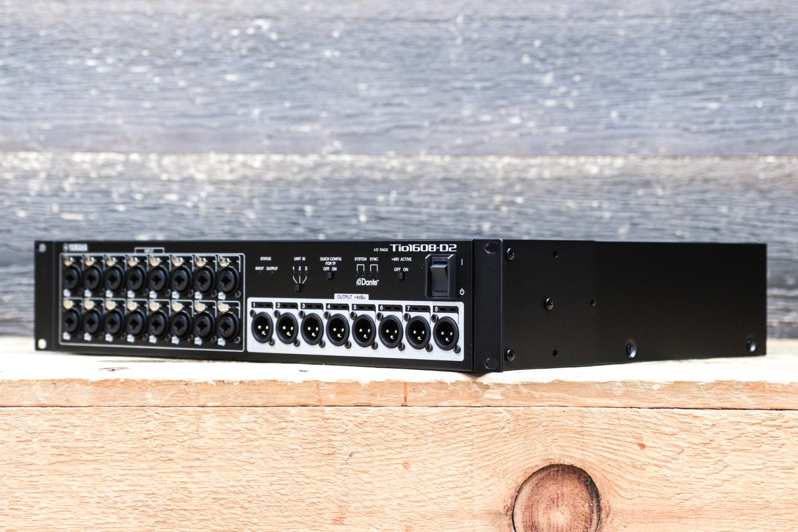 Yamaha Tio1608-D2 Audio Interface 16 mic/line Inputs Dante Stagebox I/O Rack