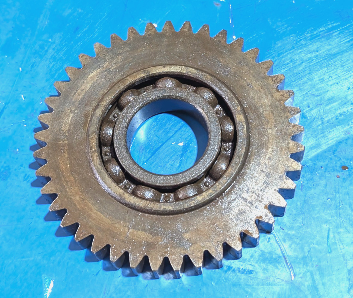 Vicon CM240, disc mower idler gear 41T , 90095860, Fella 165 206 240, GEHL 160