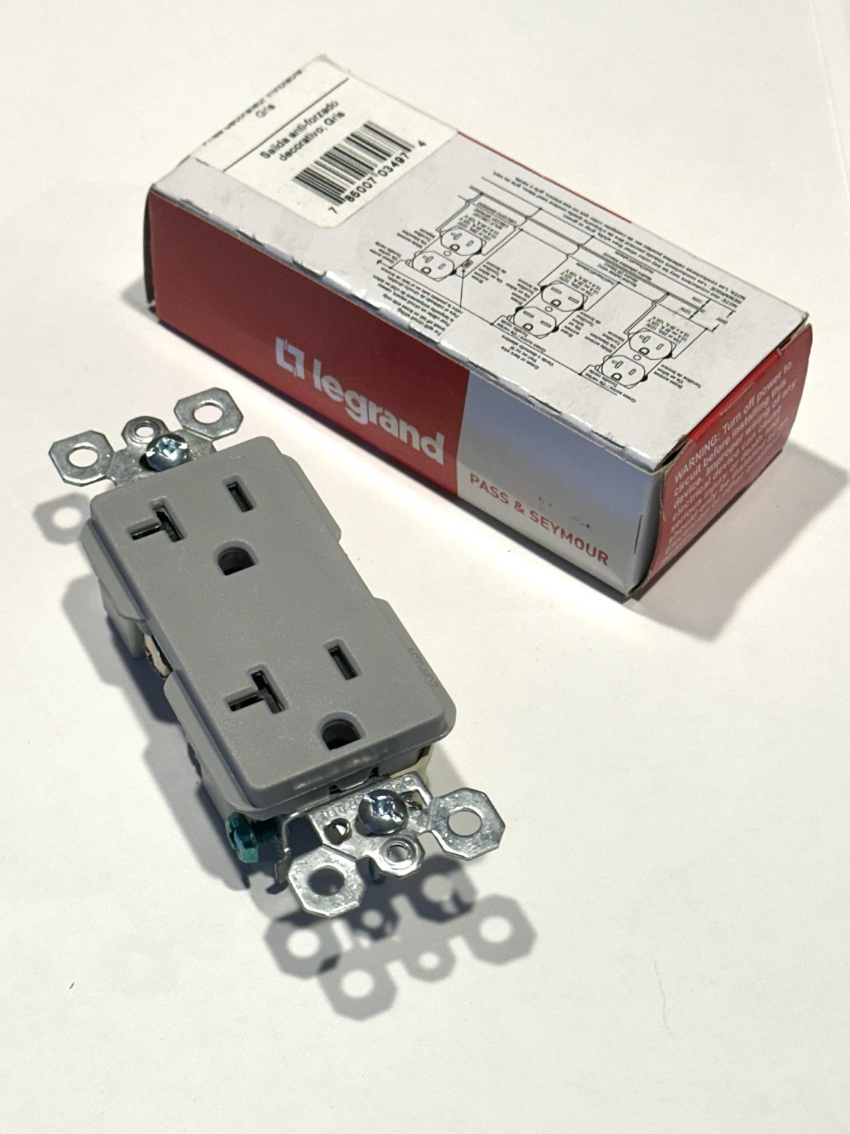 Pass & Seymour Legrand TR26352 Decorator Recep, Tamper Resistant 20A-125V Gray