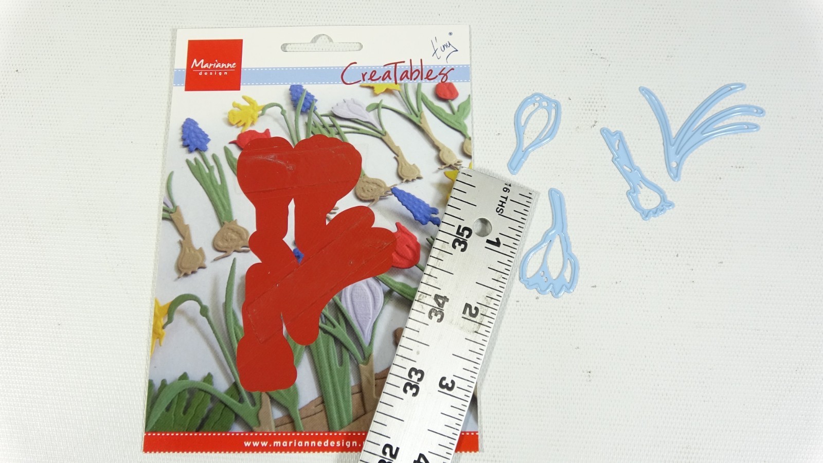 2016 Marianne Design B.V. Tiny Creatables Dies Tiny's Crocus LR0400