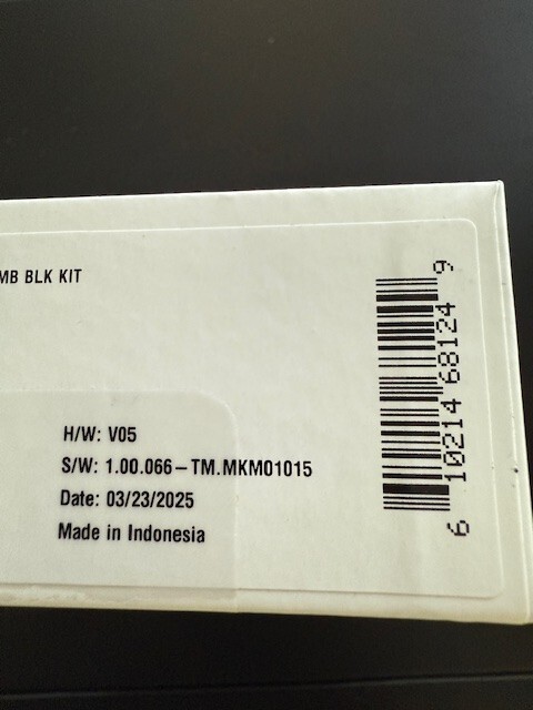 T-Mobile Sync Up Tracker 2nd Gen 64MB Black Kit Location Tracking SOS New Sealed