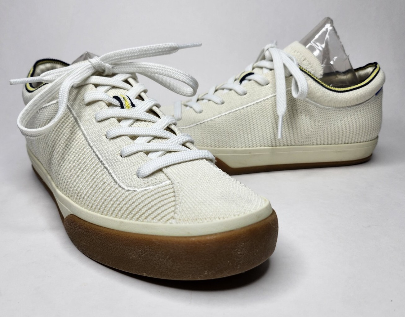 Rothys Lace Up Vanilla sneakers Women's Sz 8