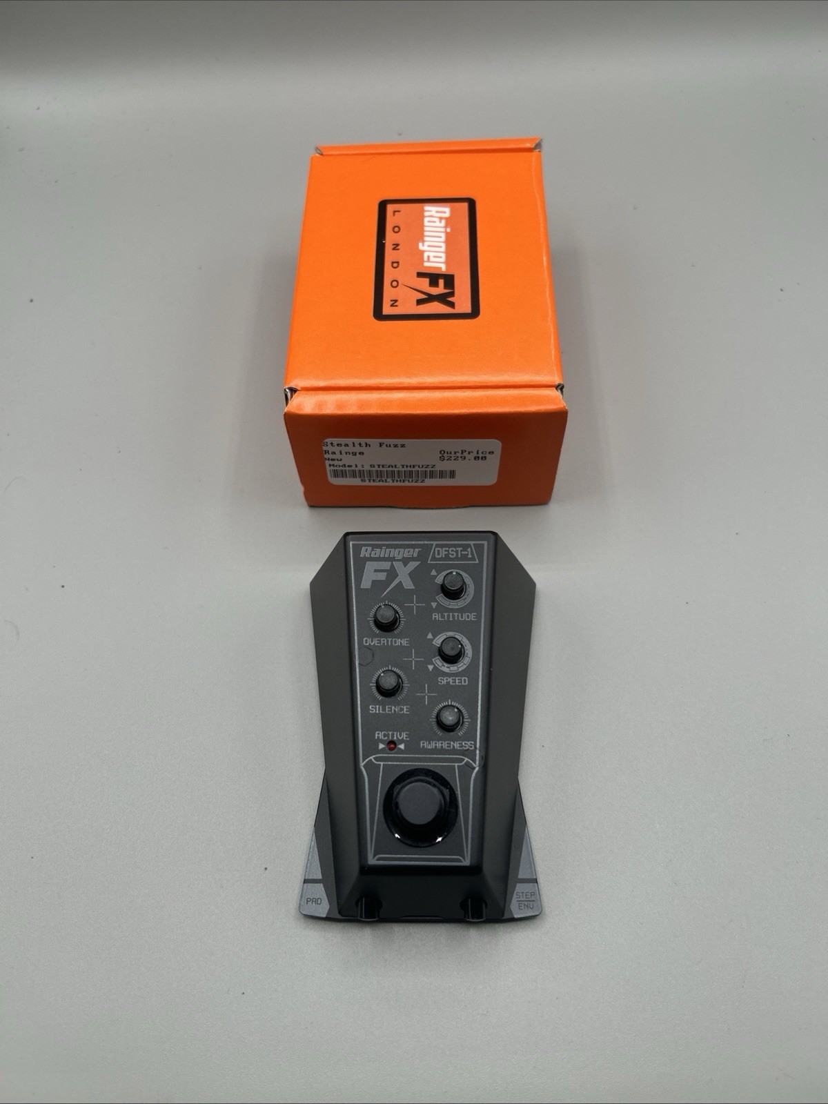 Rainger FX DFST-1 Stealth Fuzz Limited Edition