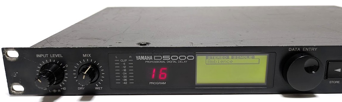 YAMAHA D5000 PROFRSSIONAL DIGITAL DELAY GUITAR EFFECT RACK MODULE