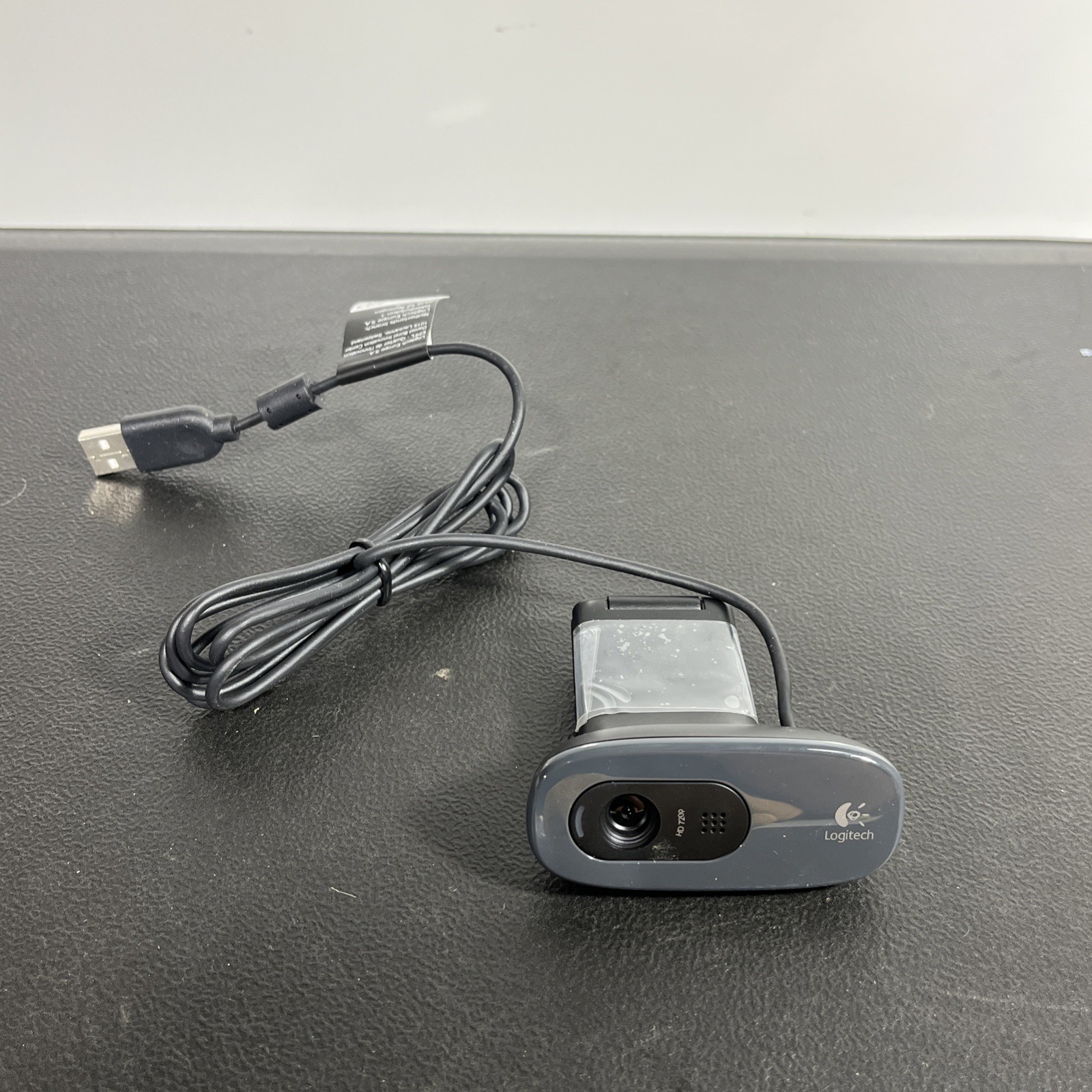 Logitech V-U0018 USB HD 720p Webcam, Built-in Microphone
