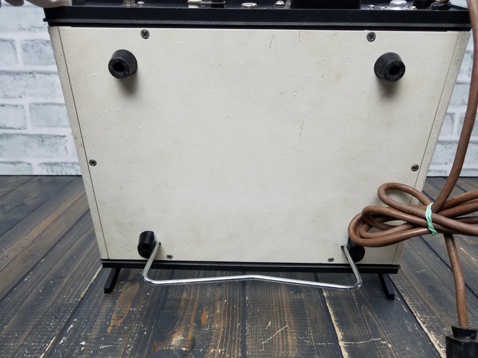 EXACT Electronics MODEL 124 MULTIGENERATOR **TURNS ON / UNTESTED**