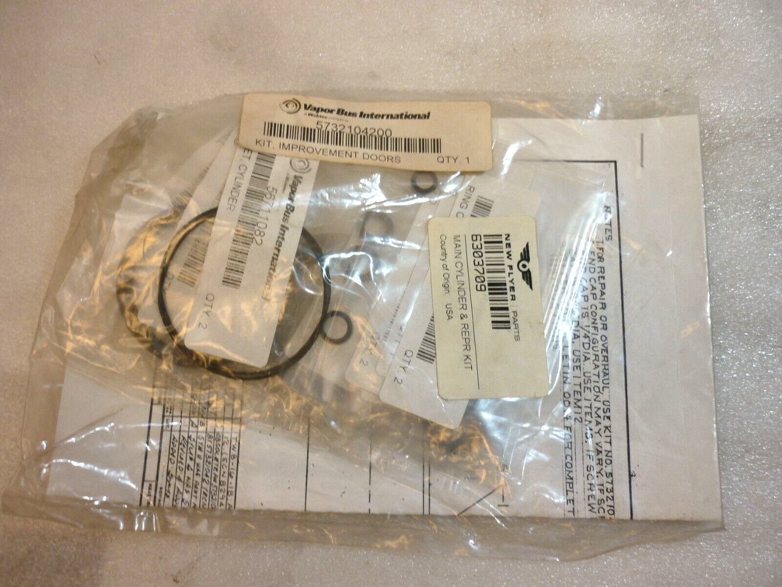 Vapor Bus International Improvement Doors Kit, pn 5732104200