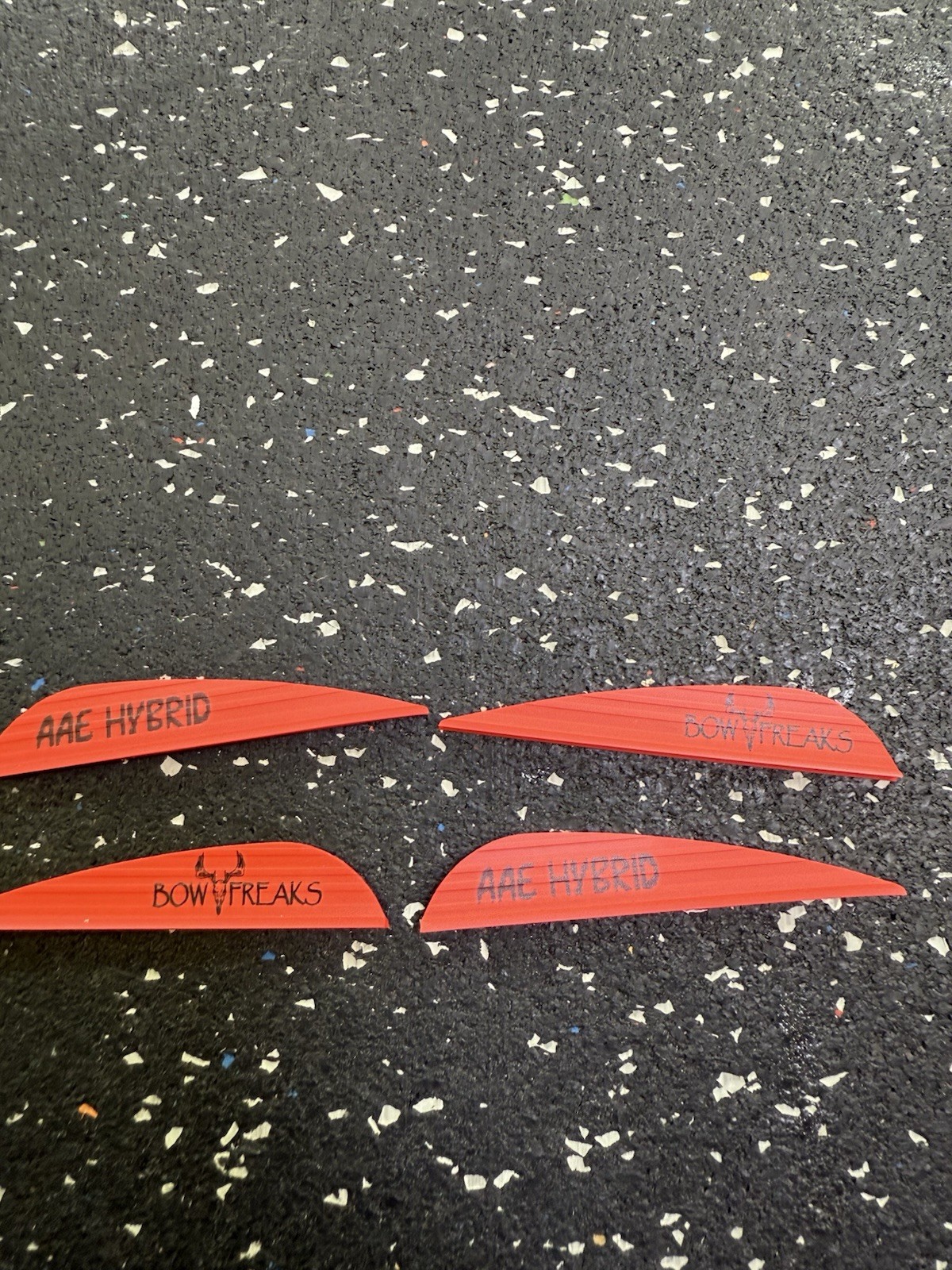 AAE Hybrid 26 Custom Bowfreaks Vanes 100 pack Red