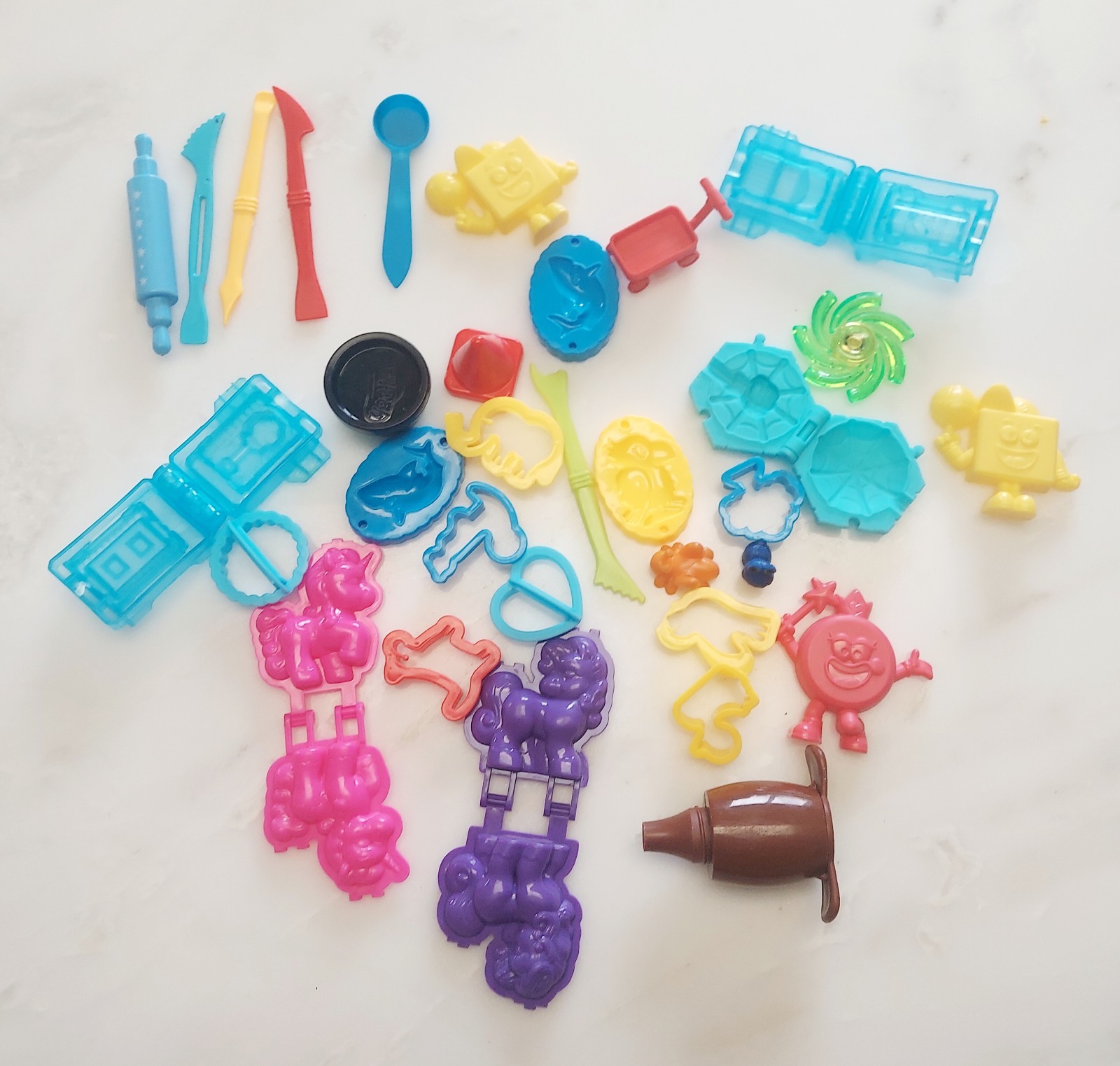 Play-Doh Accessories Lot Tools Molds Cutters Rollers Unicorn Animals Shapes Set