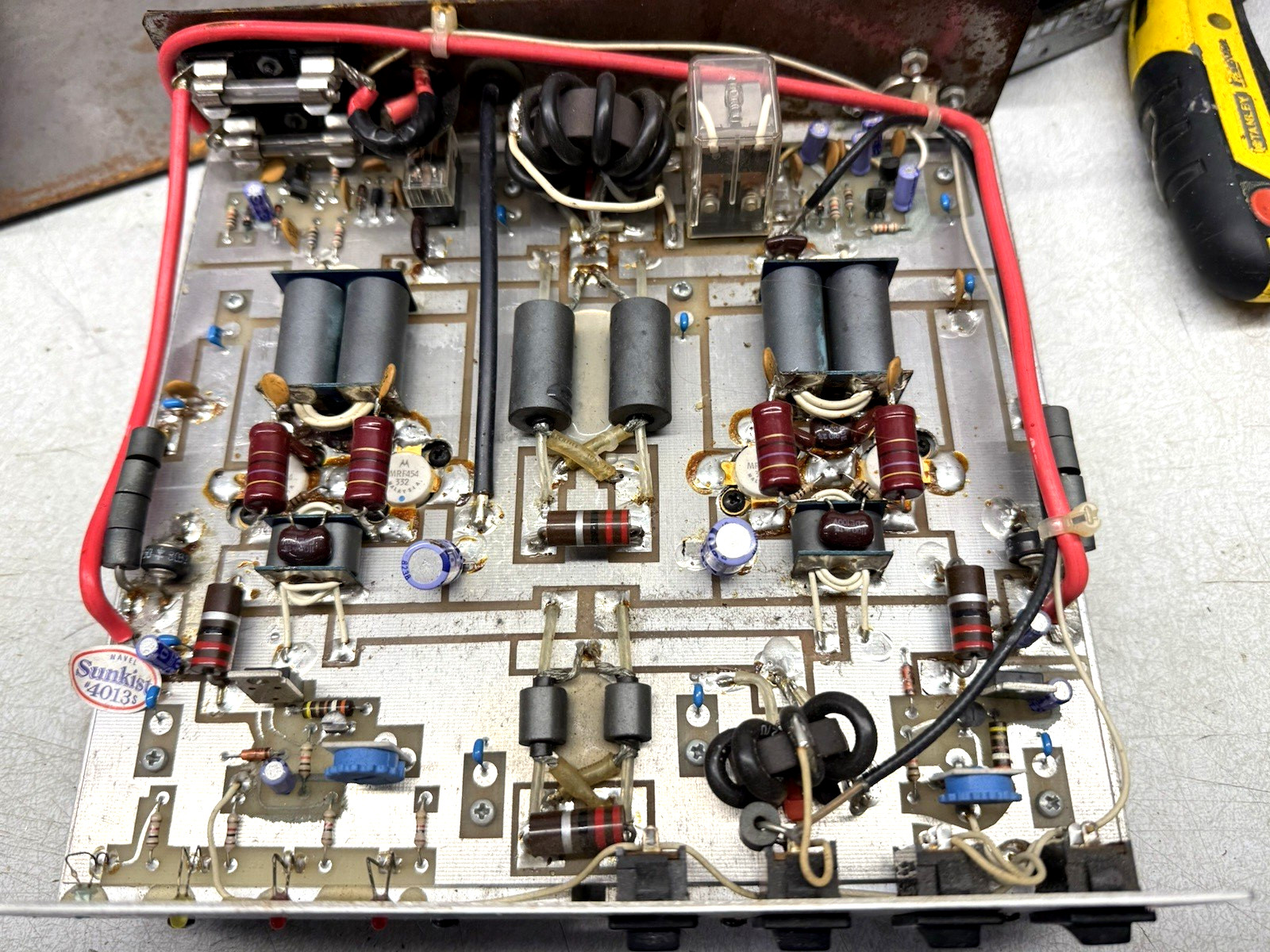 Vintage Messenger M4000 Class AB Linear Amplifier Mobile CB