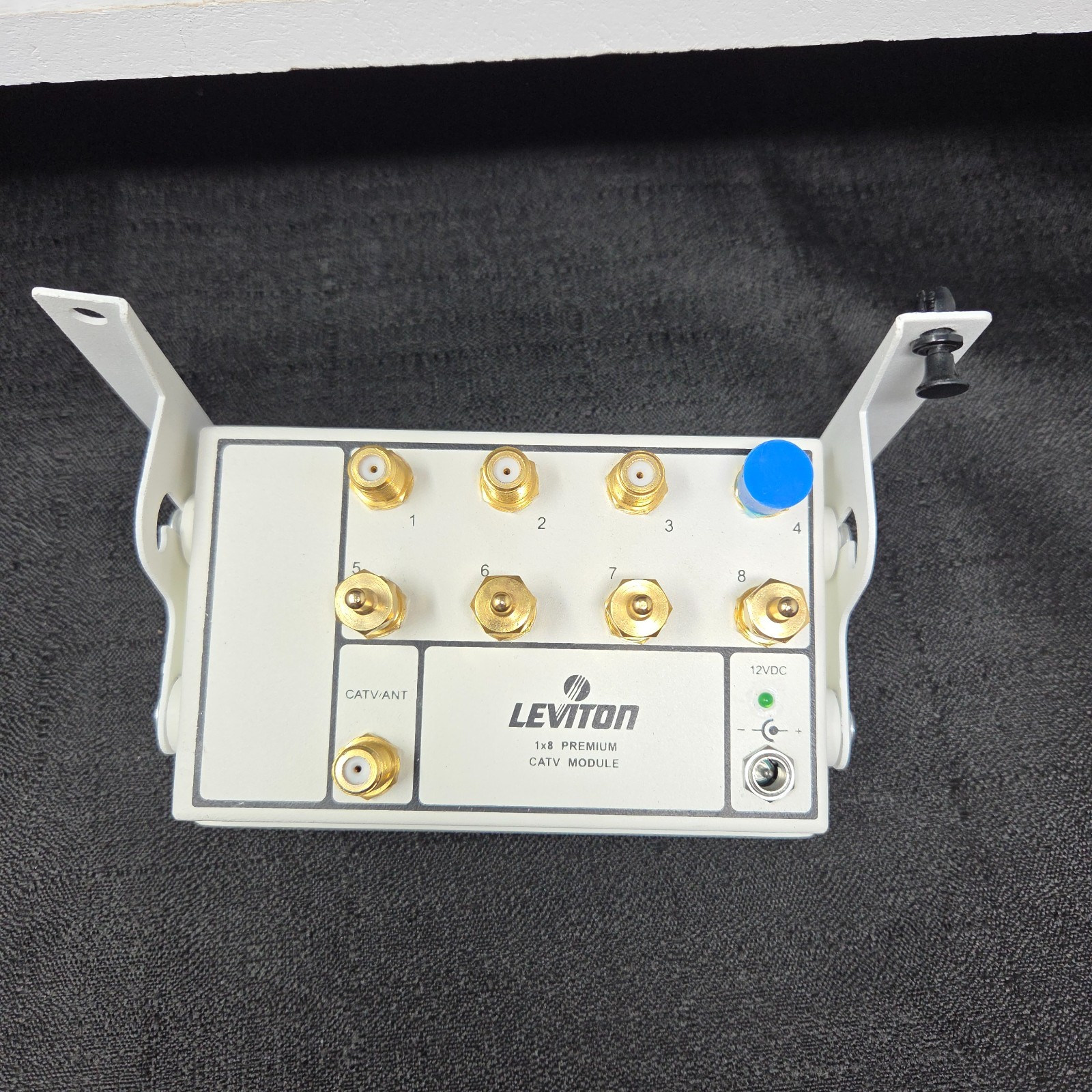 Leviton 1x8 Premium CATV Module 47693-08P - NO Power Cord