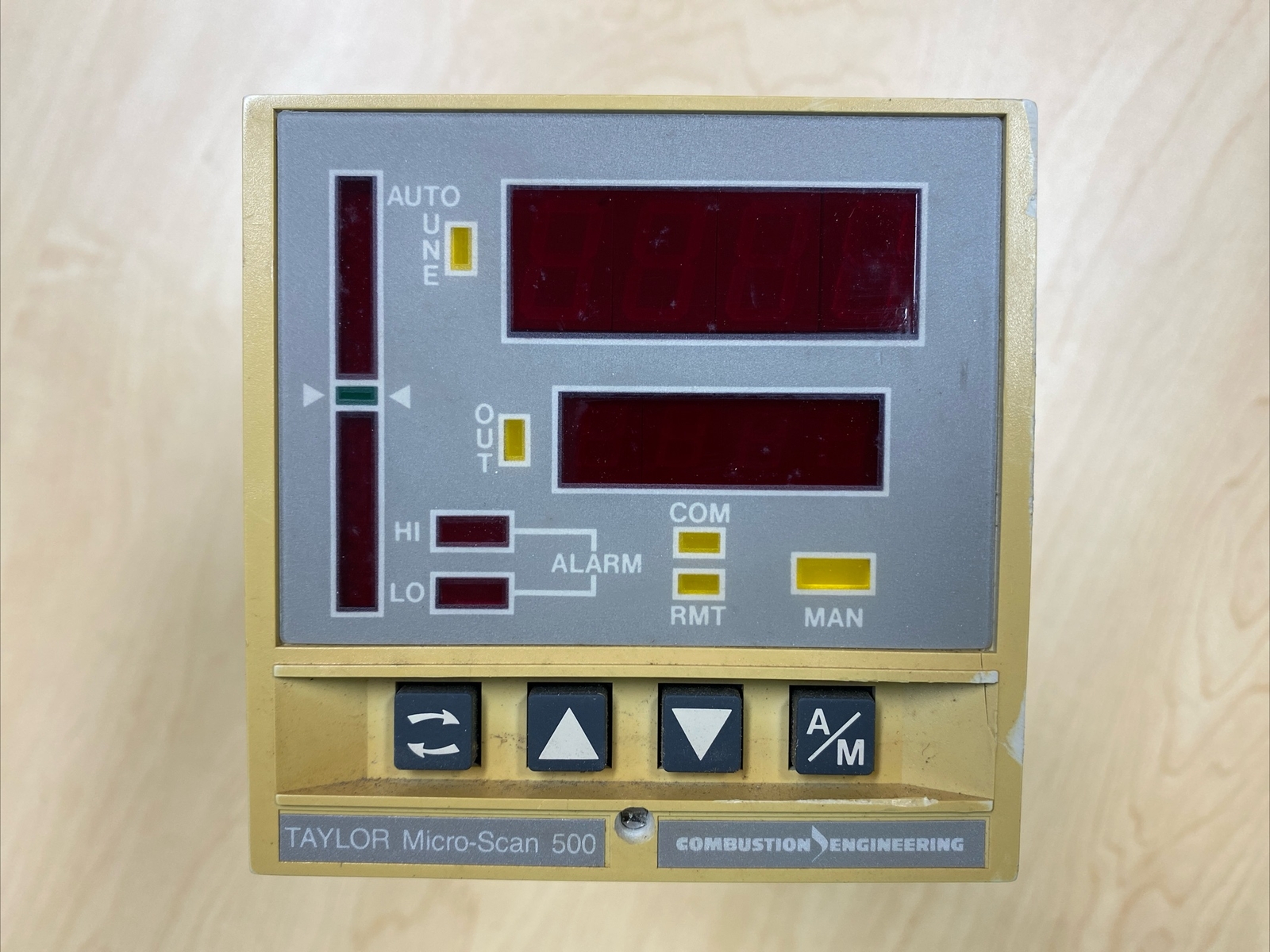 TAYLOR MICRO-SCAN 500 INDICATING TEMPERATURE CONTROLLER NOT TESTED. B41