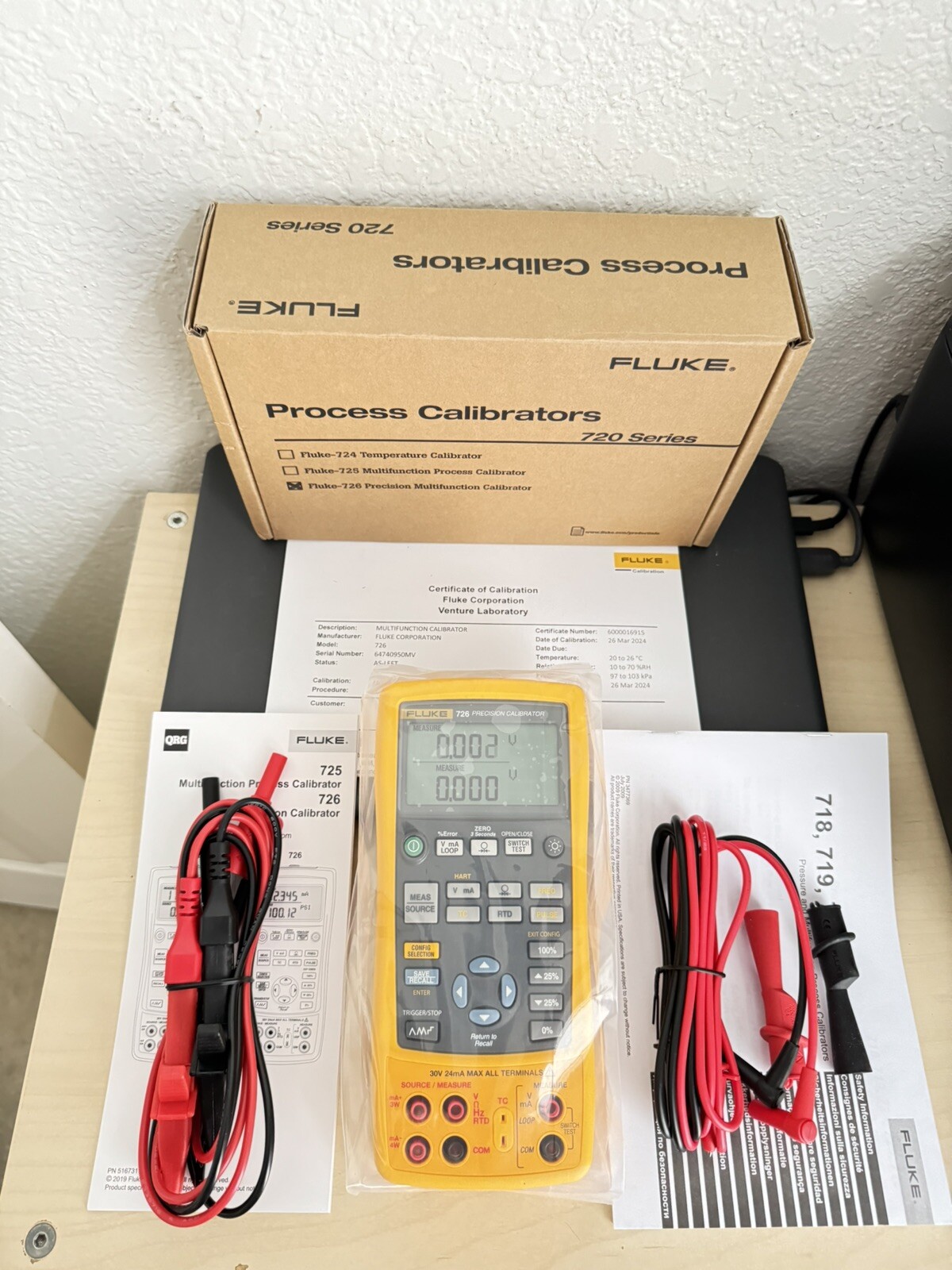 FLUKE 726 PRECISION MULTIFUNCTION CALIBRATOR fast ship via FedEx/DHL/UPS