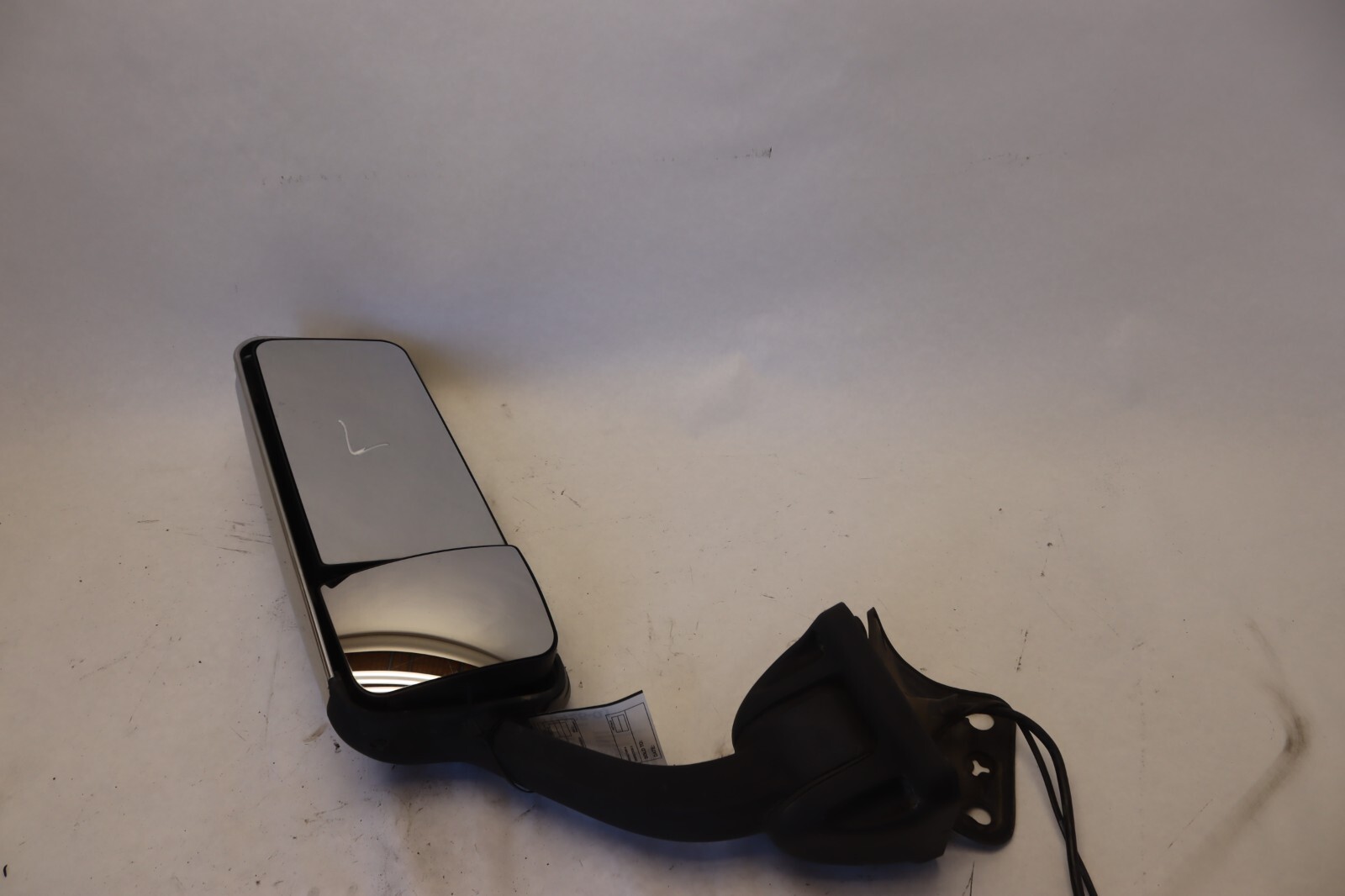 2008-2017 FREIGHTLINER CASCADIA 125 FRONT LEFT DRIVER SIDE DOOR  MIRROR OEM