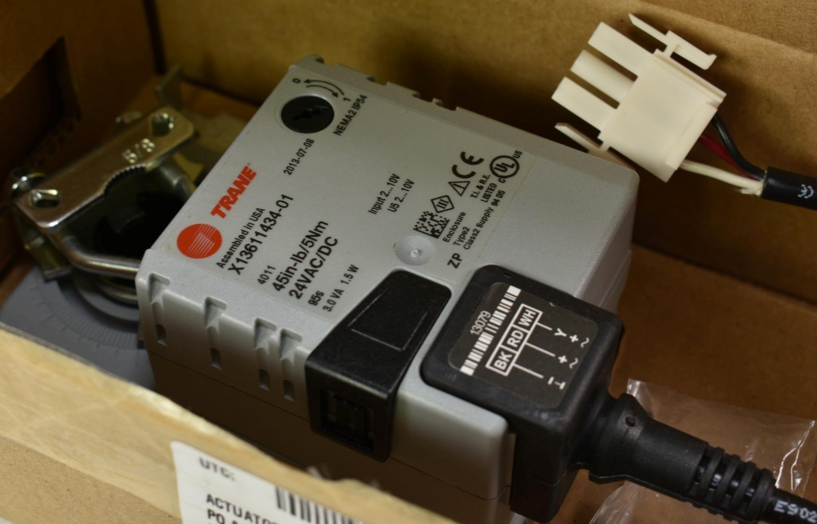 Trane X13611434-01 24V 45in-lb/Nm  Rotary Damper Actuator