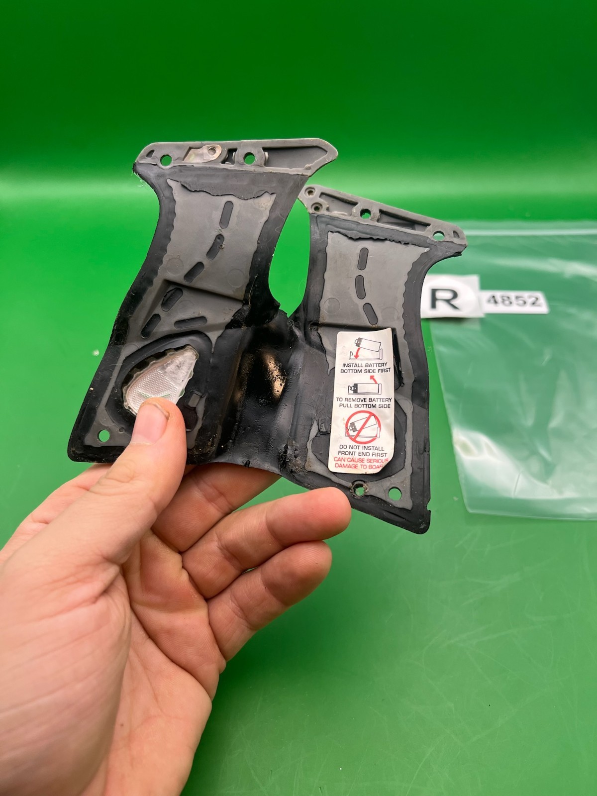 DyeGrips