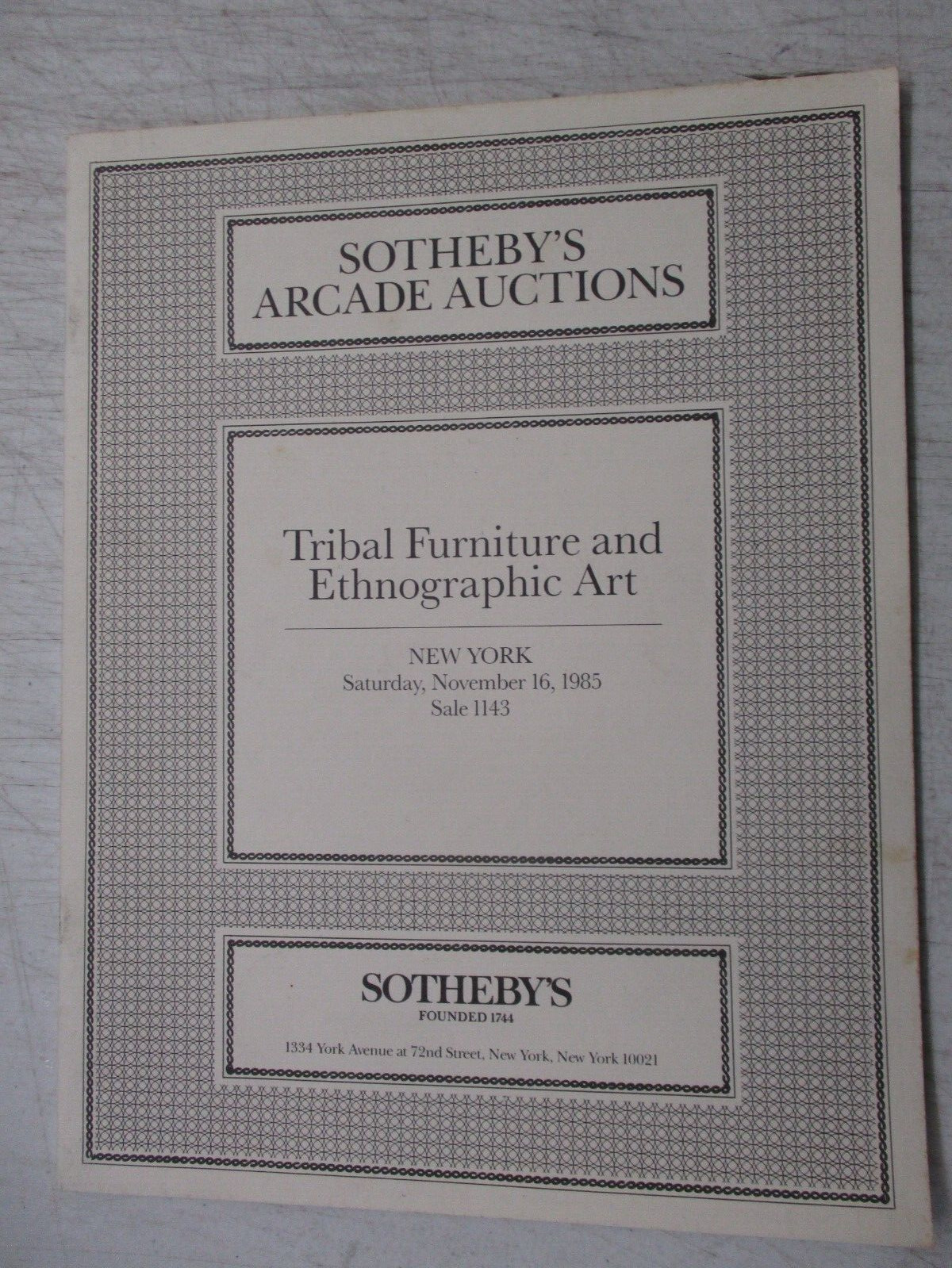 1985 SOTHEBY'S TRIBAL FURNITURE AND ETHNOGRAPHIC ART CATALOG NEW YORK VINTAGE