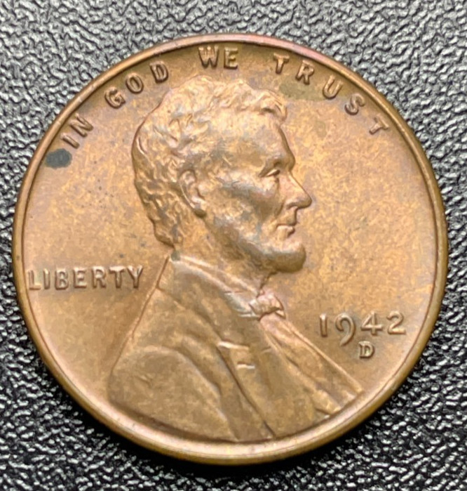 1942-D Lincoln Wheat Cent Penny 1c - Lightly Circulated - About Uncirculated