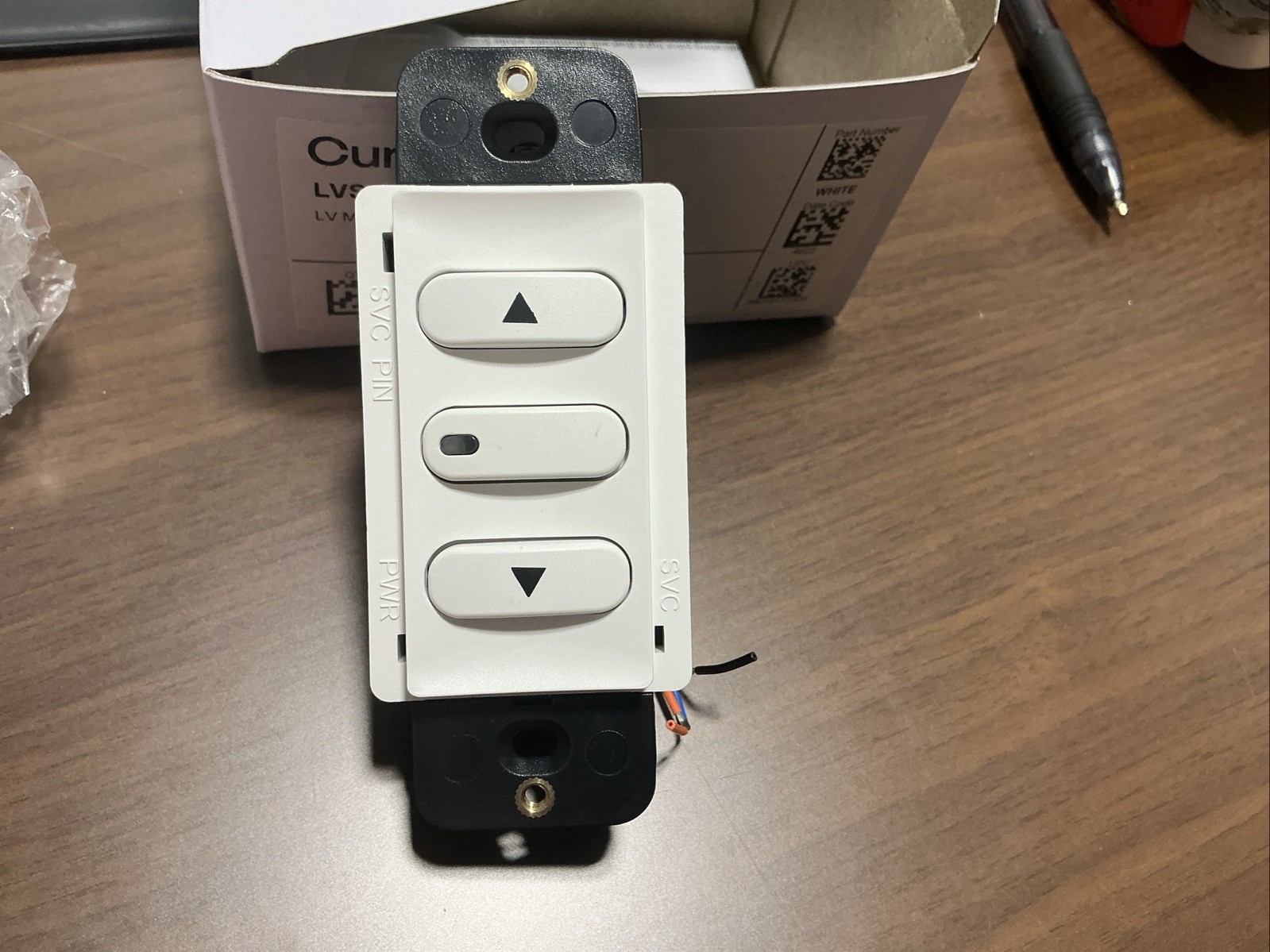 New Hubbell LVSD-M-3-WH Occupancy Switch