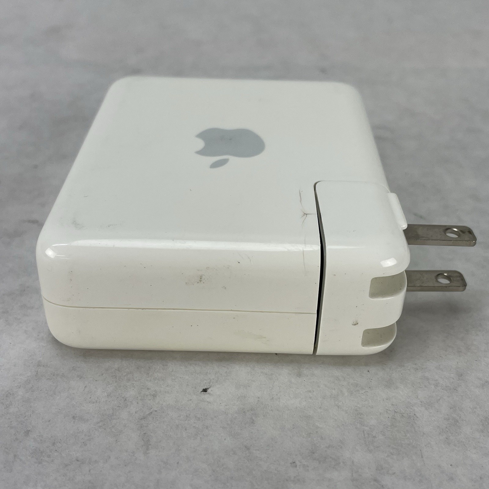 Apple A1264 MB321LL/A A1264 d589