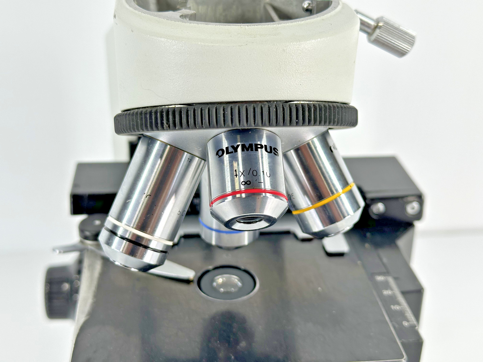 Olympus CX21FS1 Laboratory Microscope 4 Objectives Light Works No Head