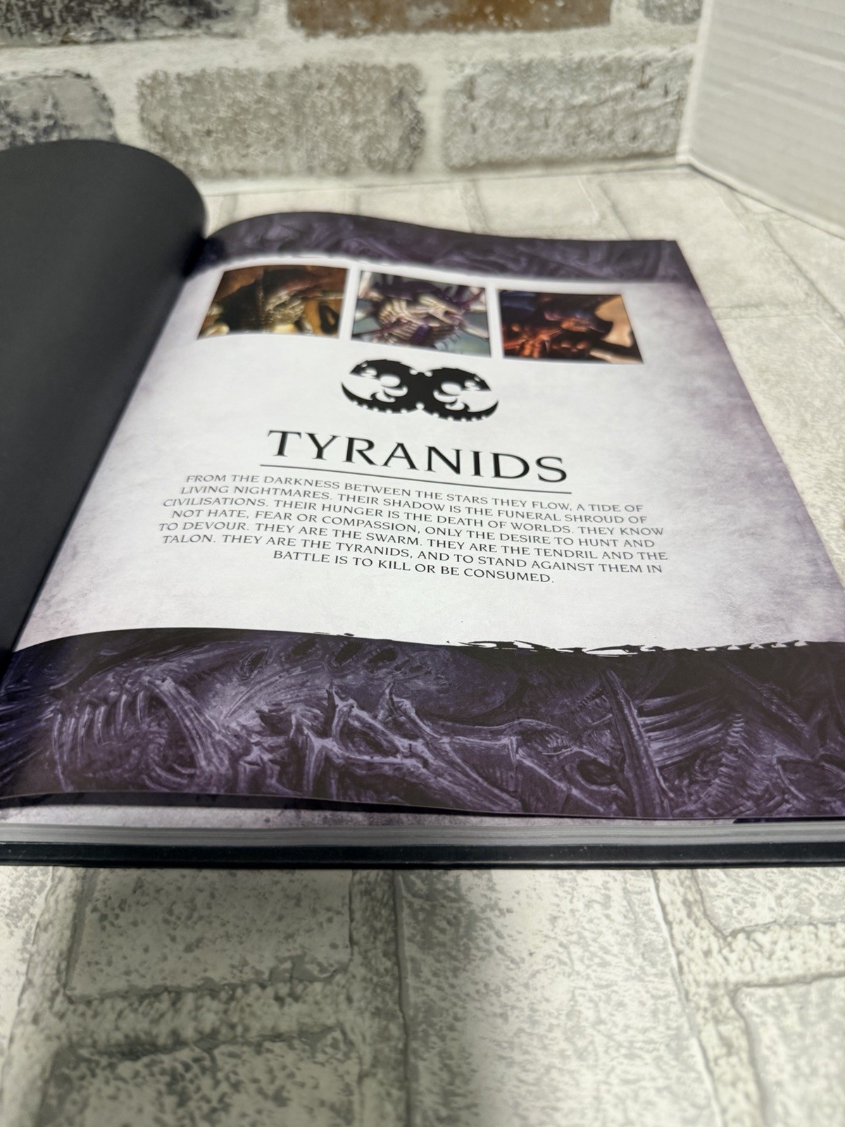 Games Workshop Warhammer 40K Codex: Tyranids Army Book 2022 Edition Rare Oop