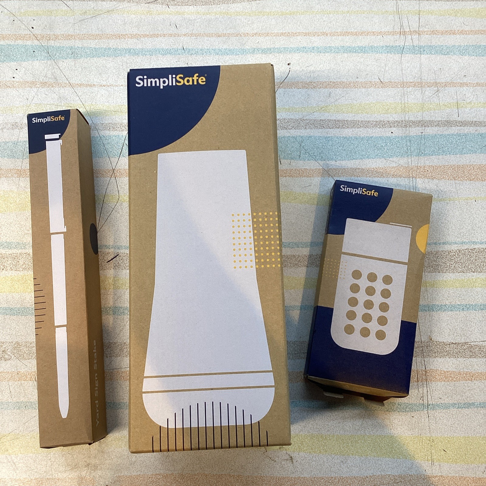 SimpliSafe Alarm Security Wireless Keypad Pinpad KP3W 3rd Gen & Base Station