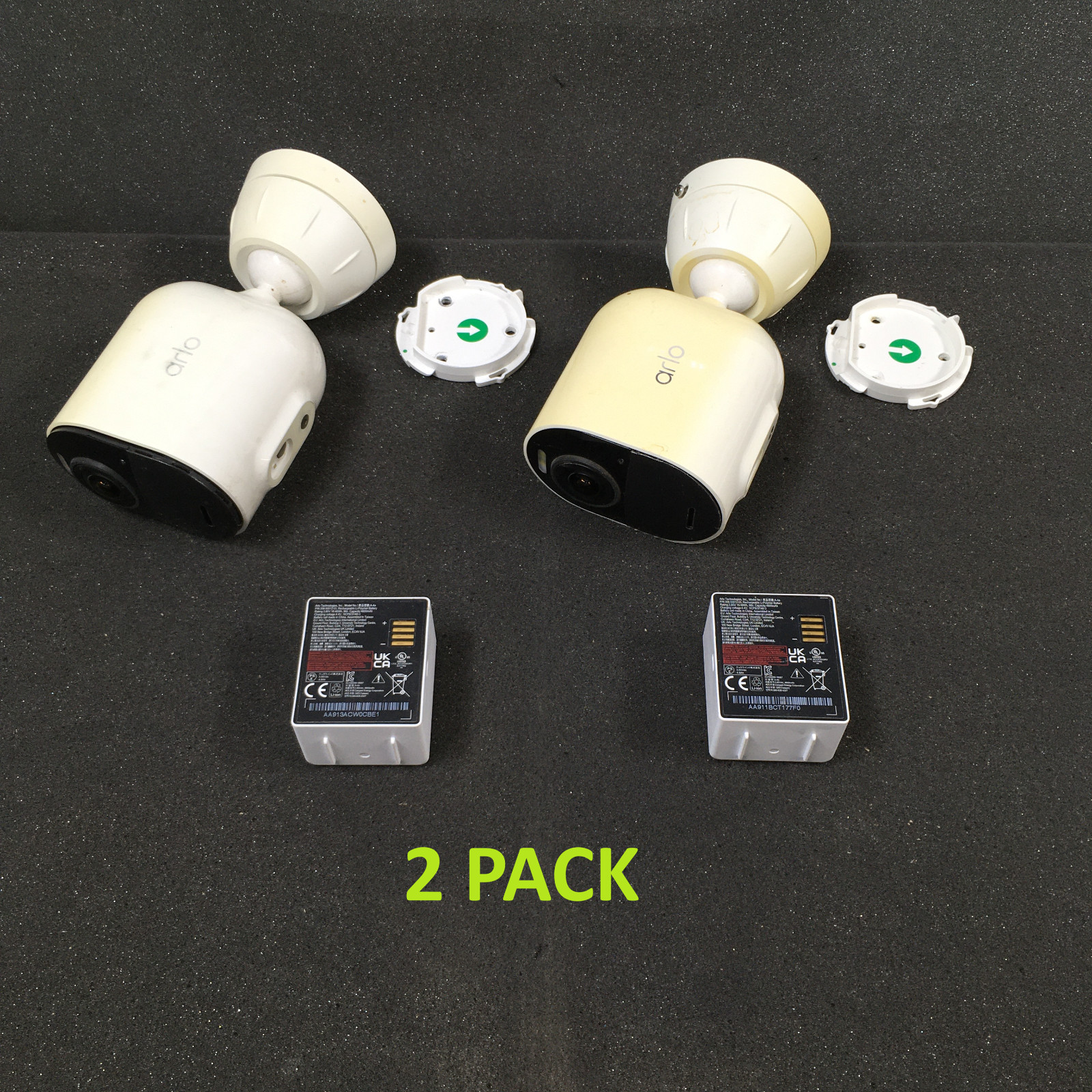 Arlo Ultra VMC5040 4K Ultra UHD Wire-Free Camera 2 PACK  (ACCEPTABLE)