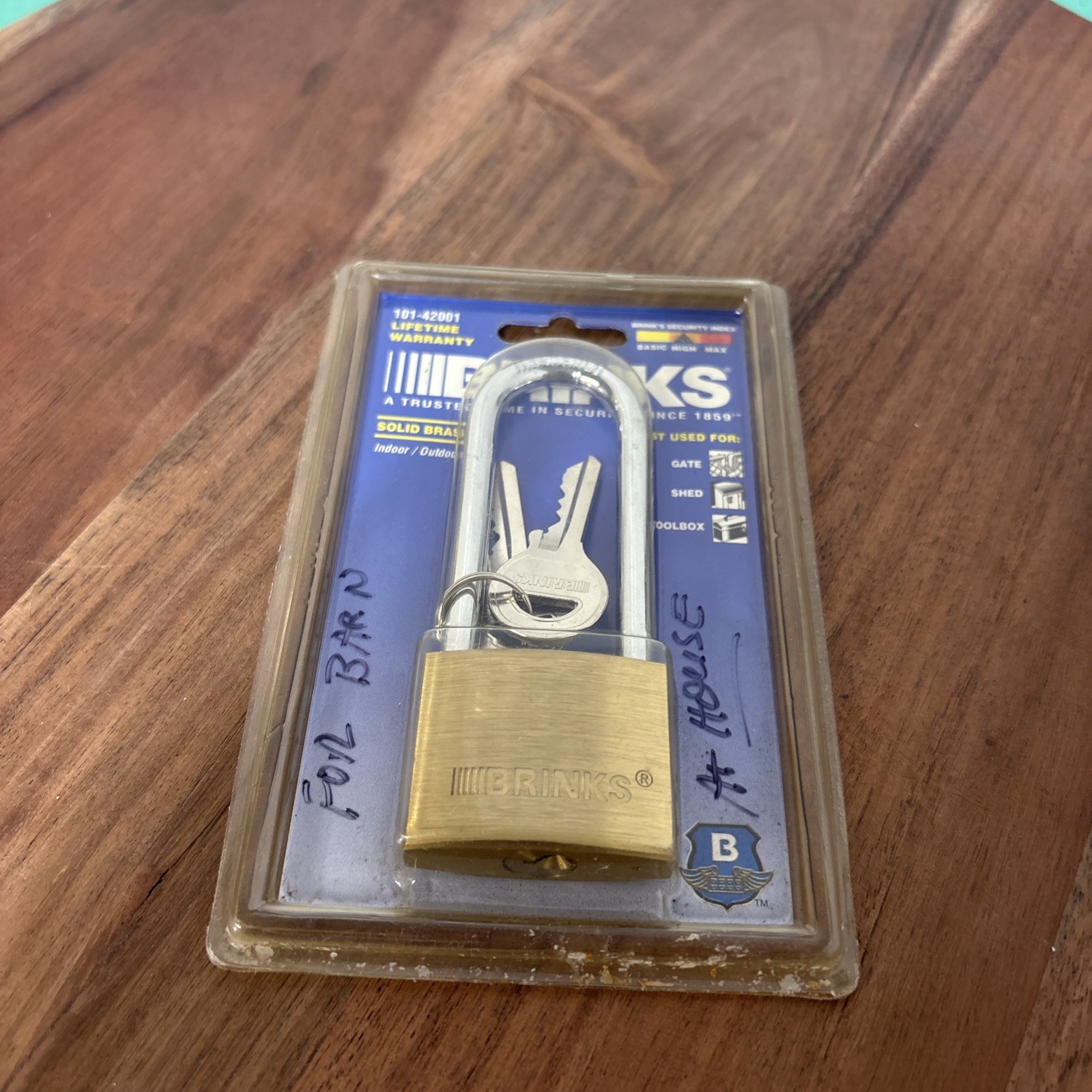 BRINKS 2 1/2" Solid brass shackle Lock Pad Never Used 101-42001