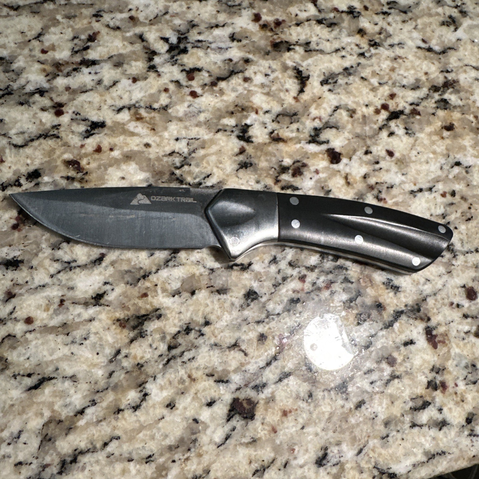 OZARK TRAIL Lot 17in1 Multitool + 7 INCH FIXED BLADE KNIFE POLYPROPYLENE HANDLE