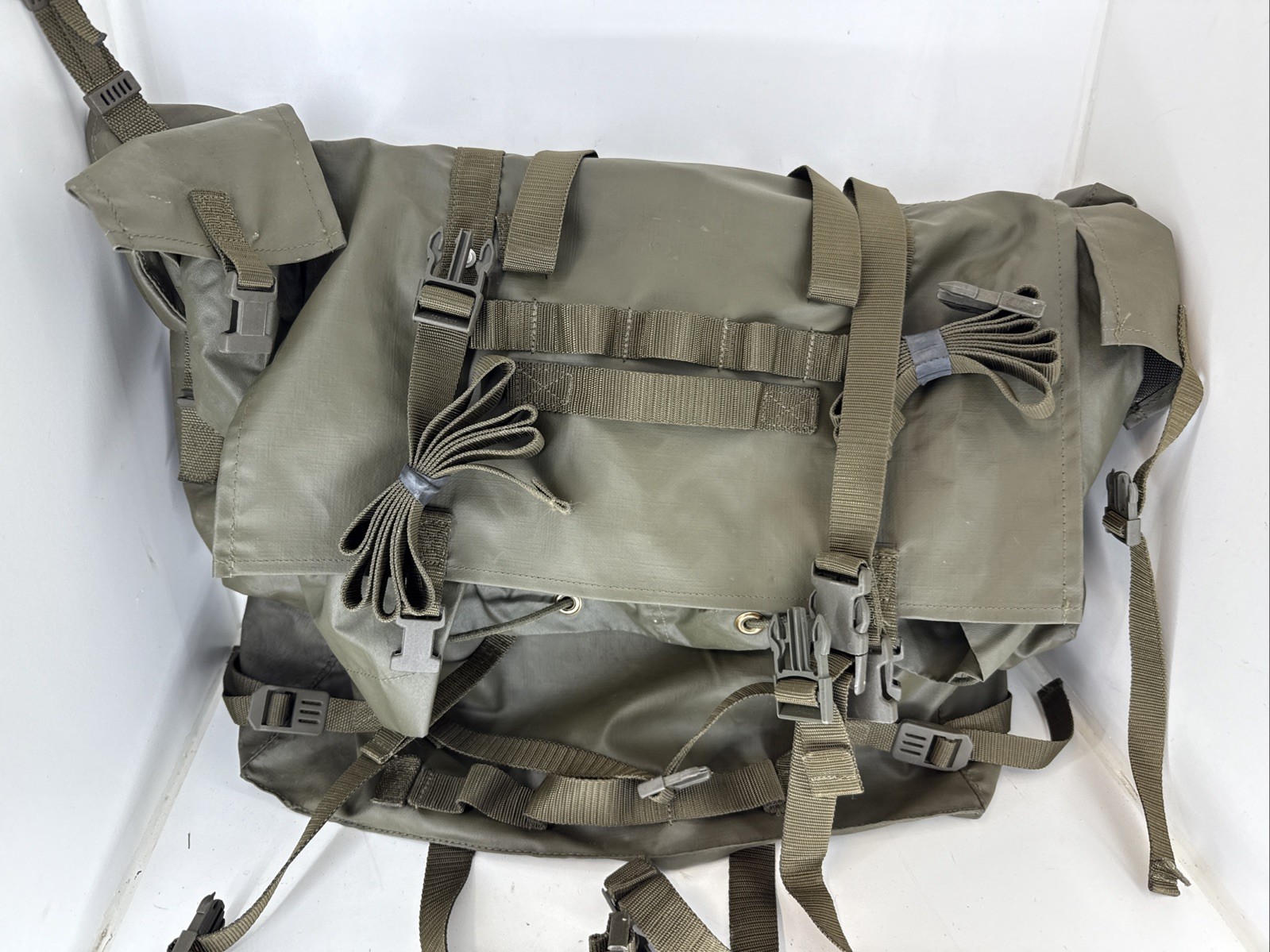 M90 Swiss Army Mountain Rucksack Bag Military Surplus Backpack Olive Green Pack