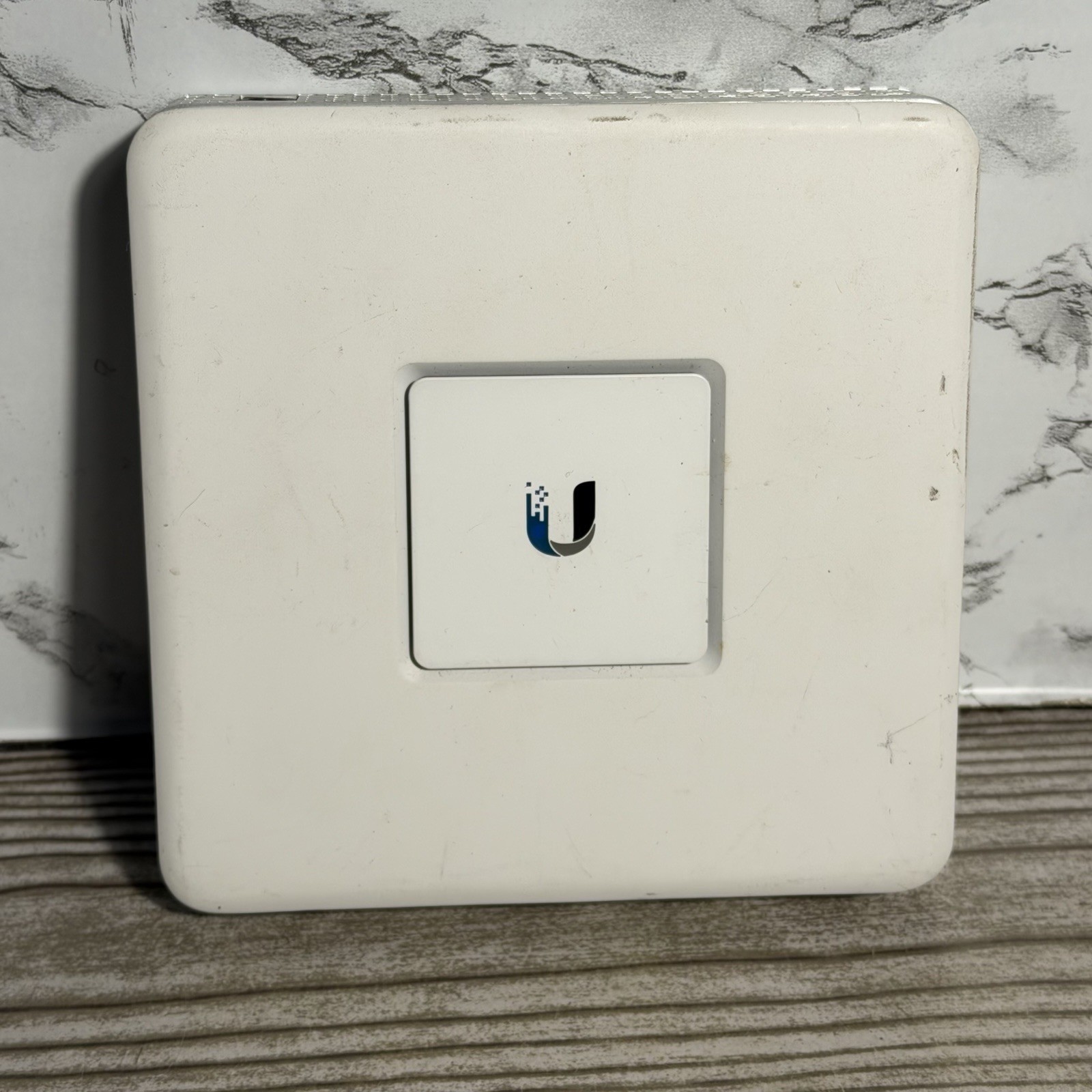 Ubiquiti Networks Unifi Security Gateway USG Router/Firewall