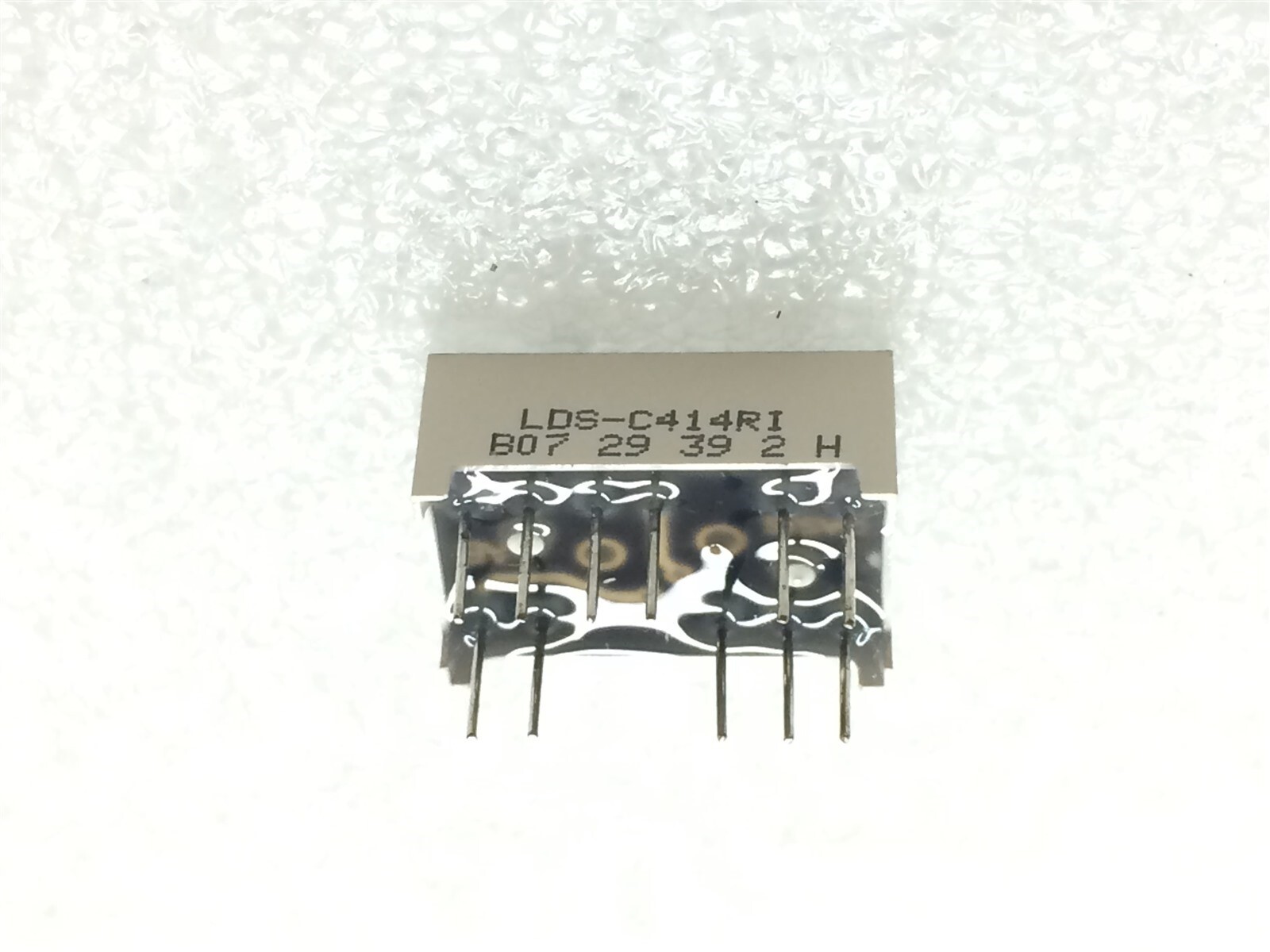 LDS-C414RI LUMEX 7 SEGMENT LED DISPLAY 6 PIECES