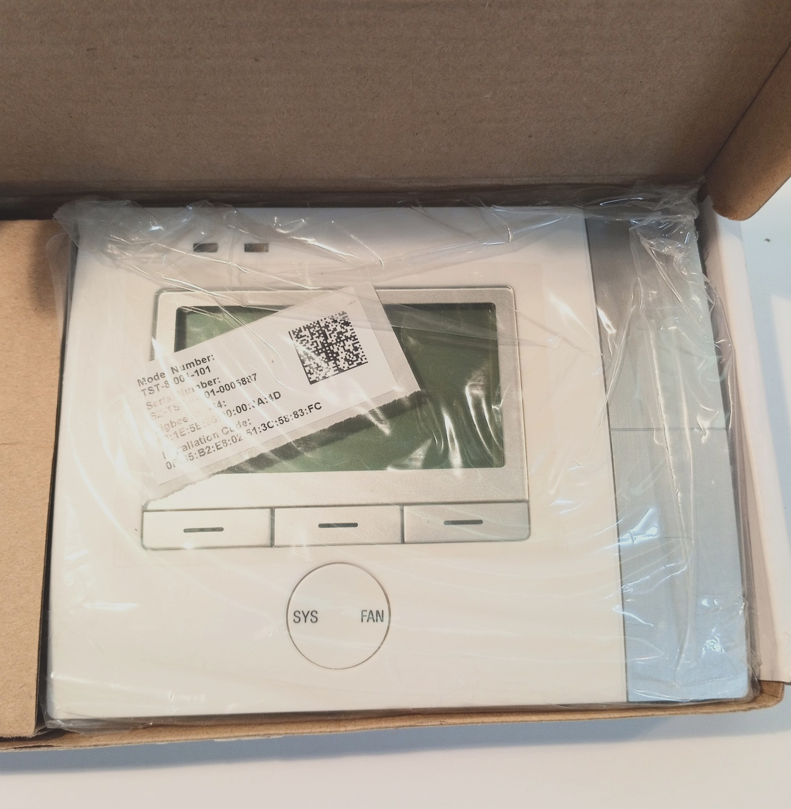 New Tendril Heat Cool Thermostat, TST-8-001-101, Digital Display