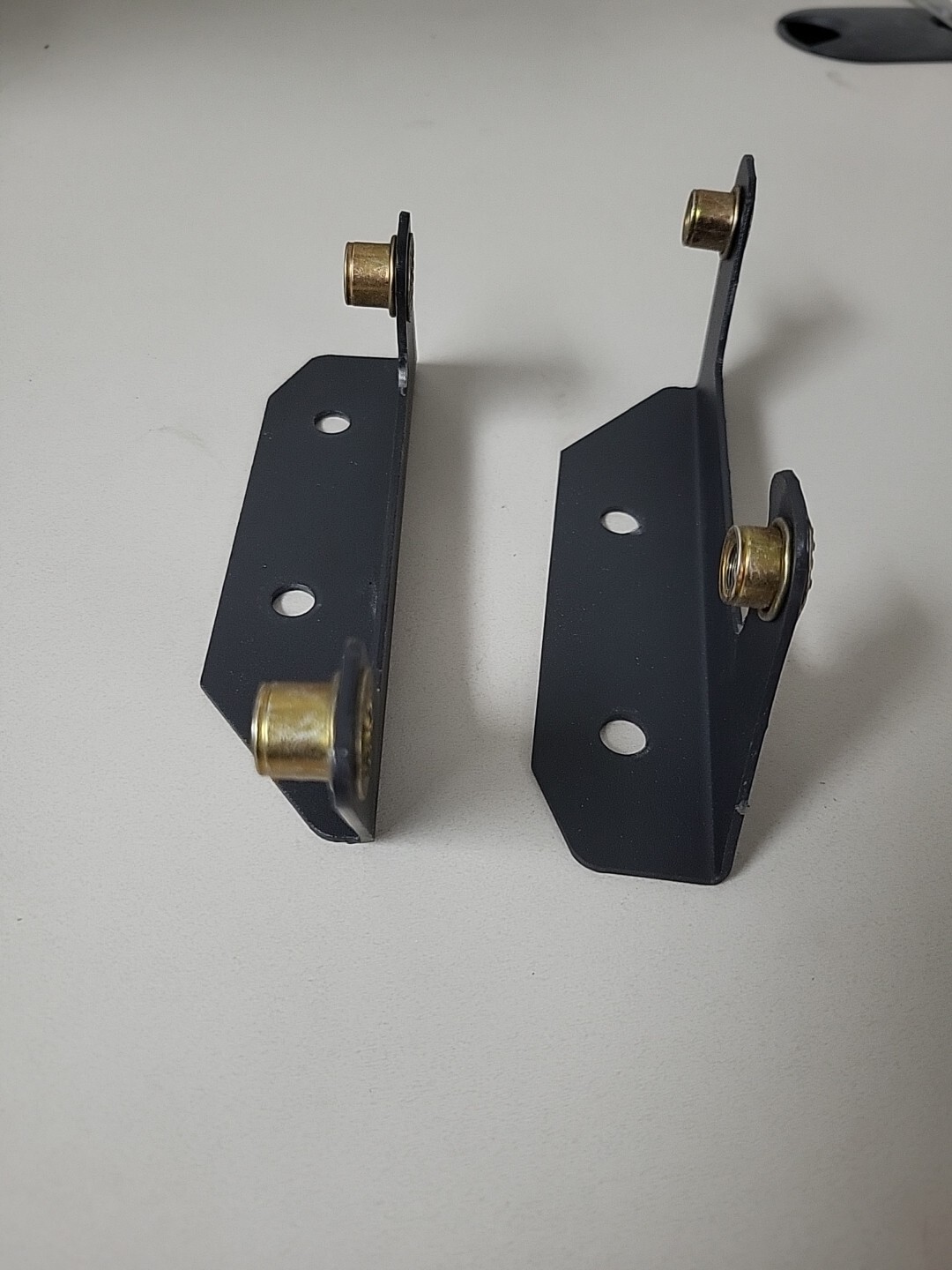 Precor M9.33 Treadmill Left & Right Mounting Brackets (20A)