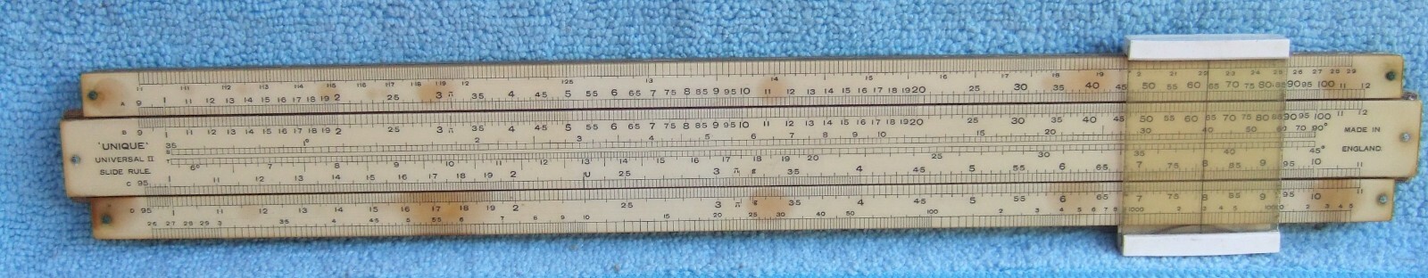 VERY RARE  Vintage (c) Unique S062 "UNIVERSAL II" Engineering Slide Rule!
